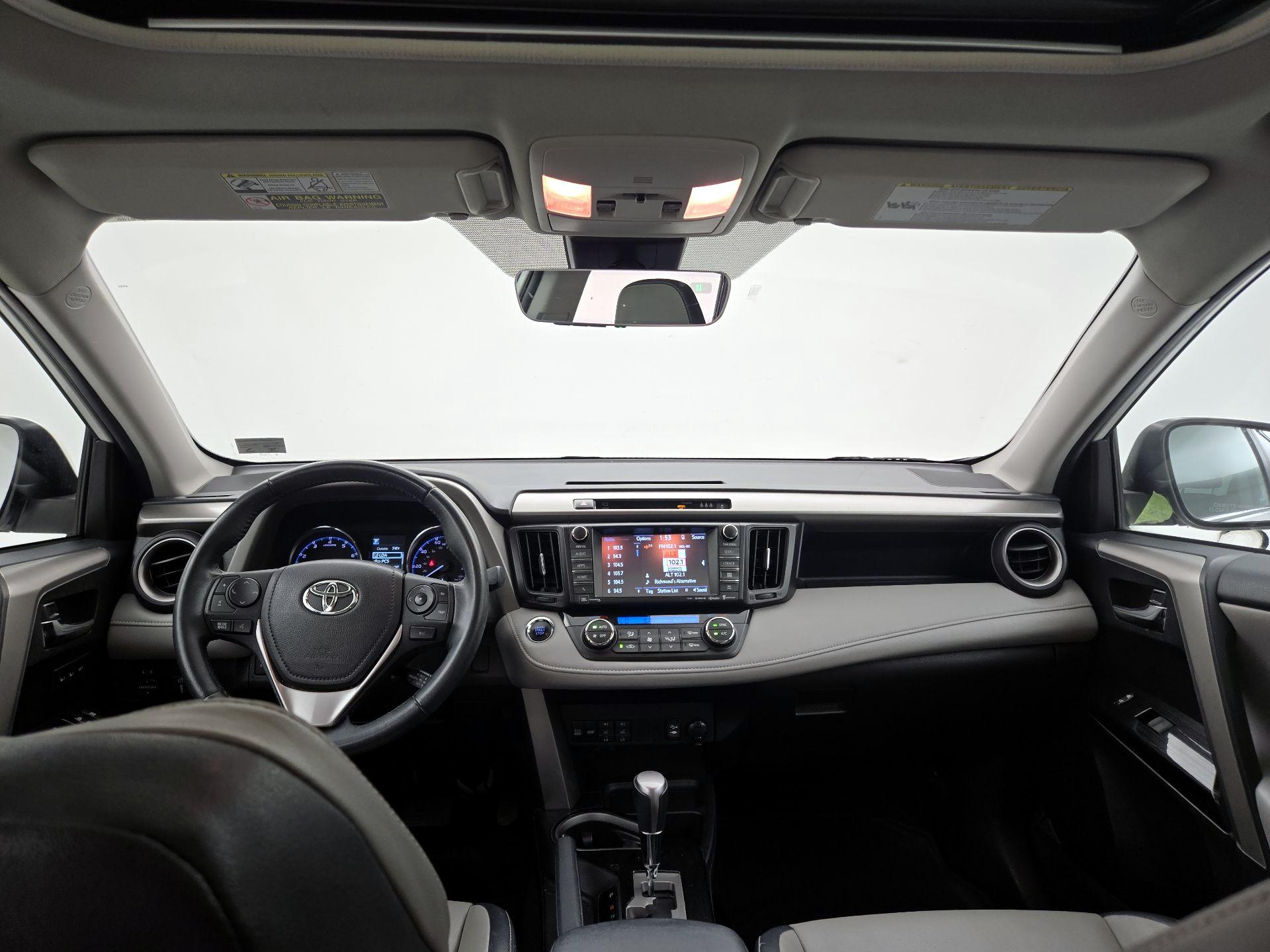 Thumbnail: 2017 Toyota RAV4 - 9
