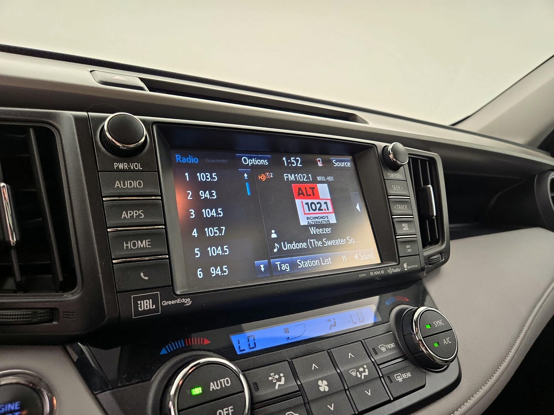 Thumbnail: 2017 Toyota RAV4 - 15
