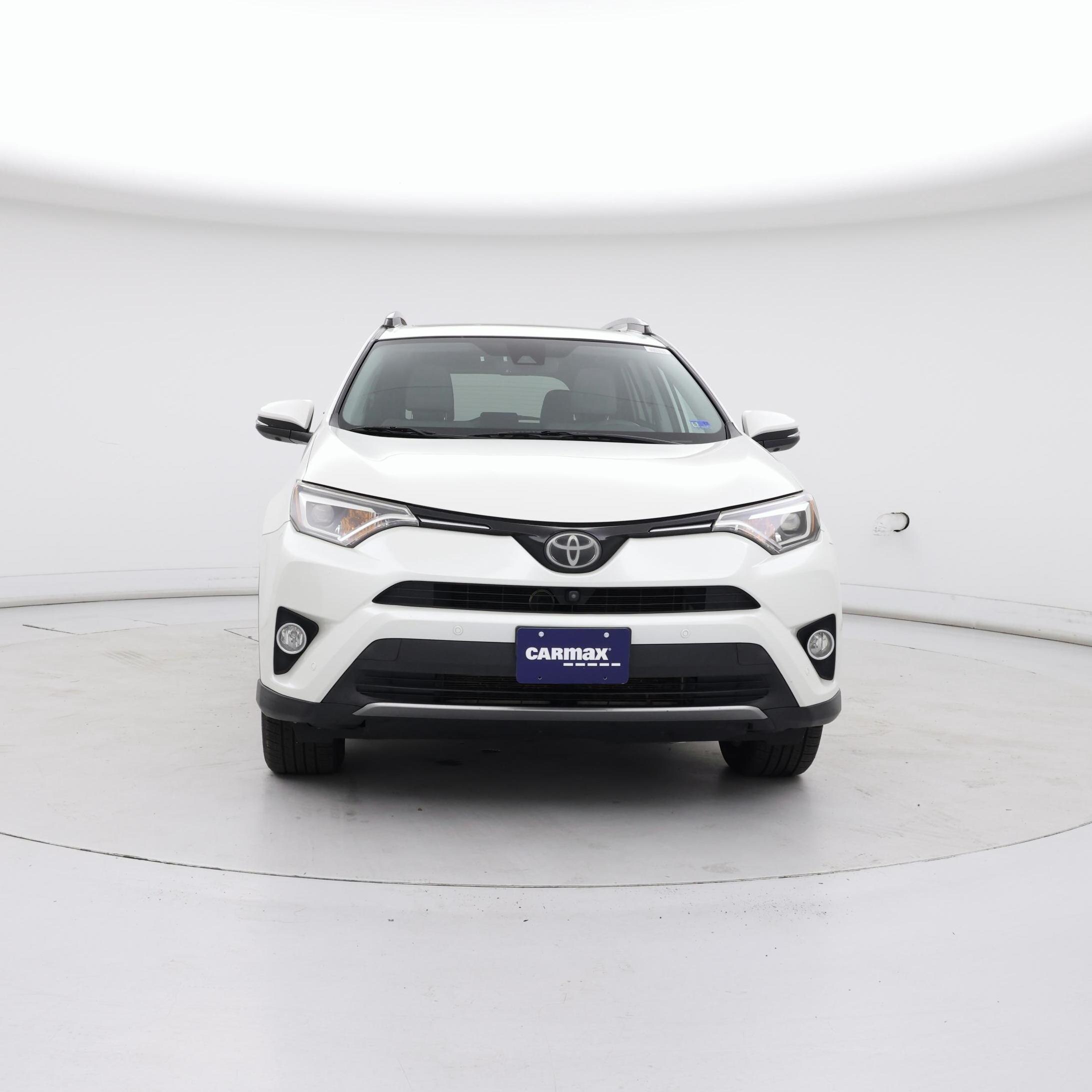 Thumbnail: 2017 Toyota RAV4 - 5