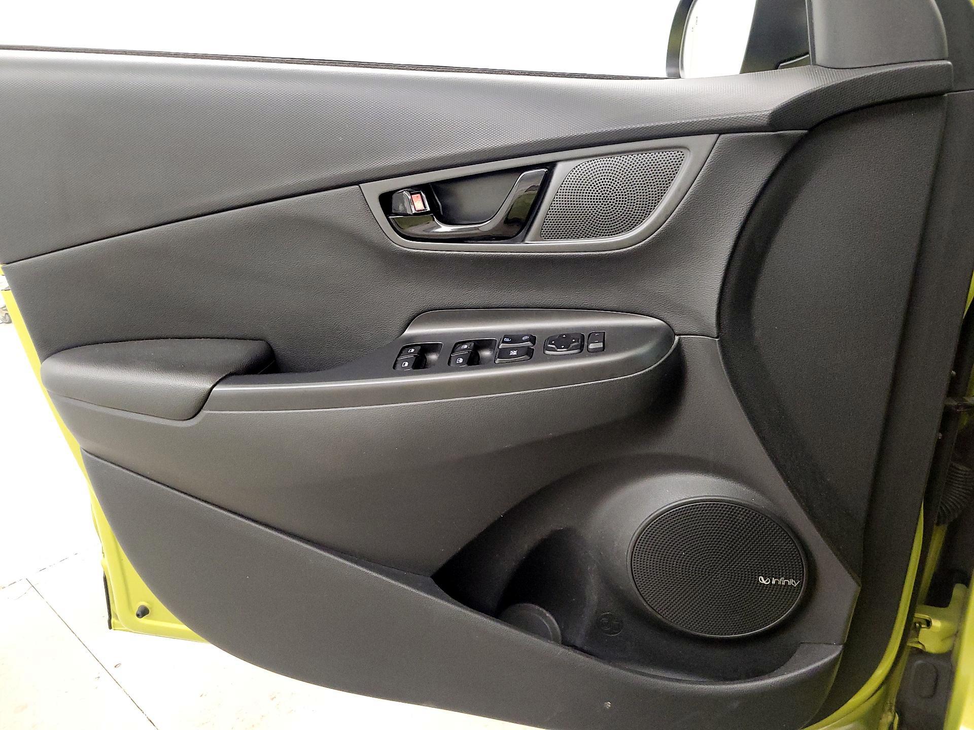 Thumbnail: 2020 Hyundai Kona - 12
