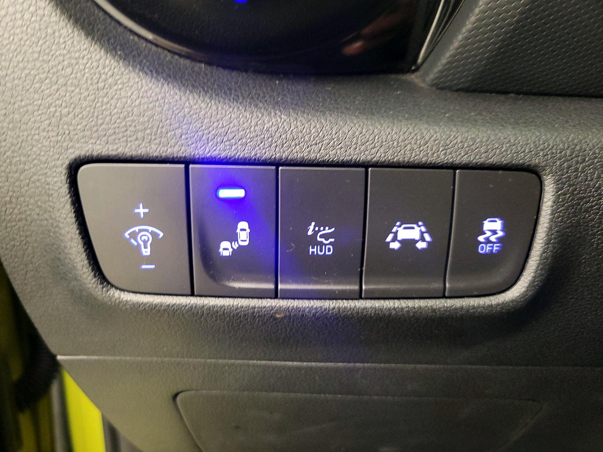 Thumbnail: 2020 Hyundai Kona - 13