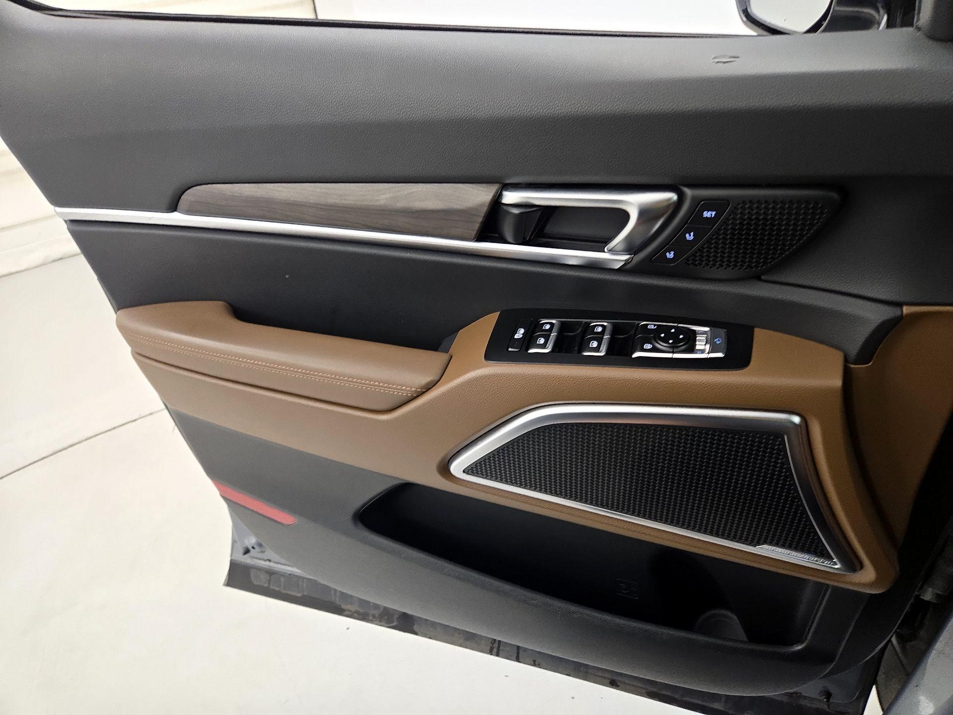 Thumbnail: 2022 Kia Telluride - 12