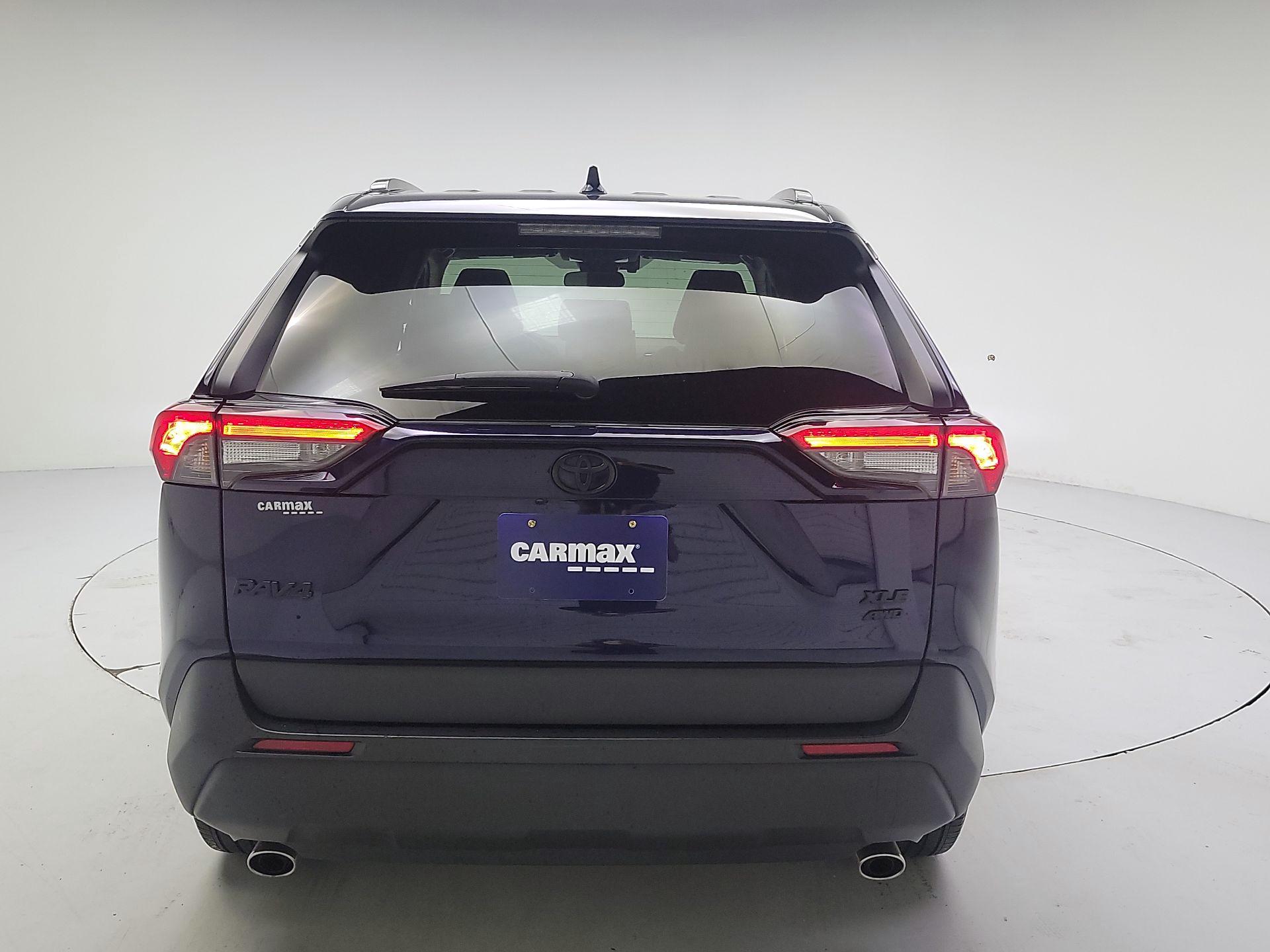Thumbnail: 2022 Toyota RAV4 - 6