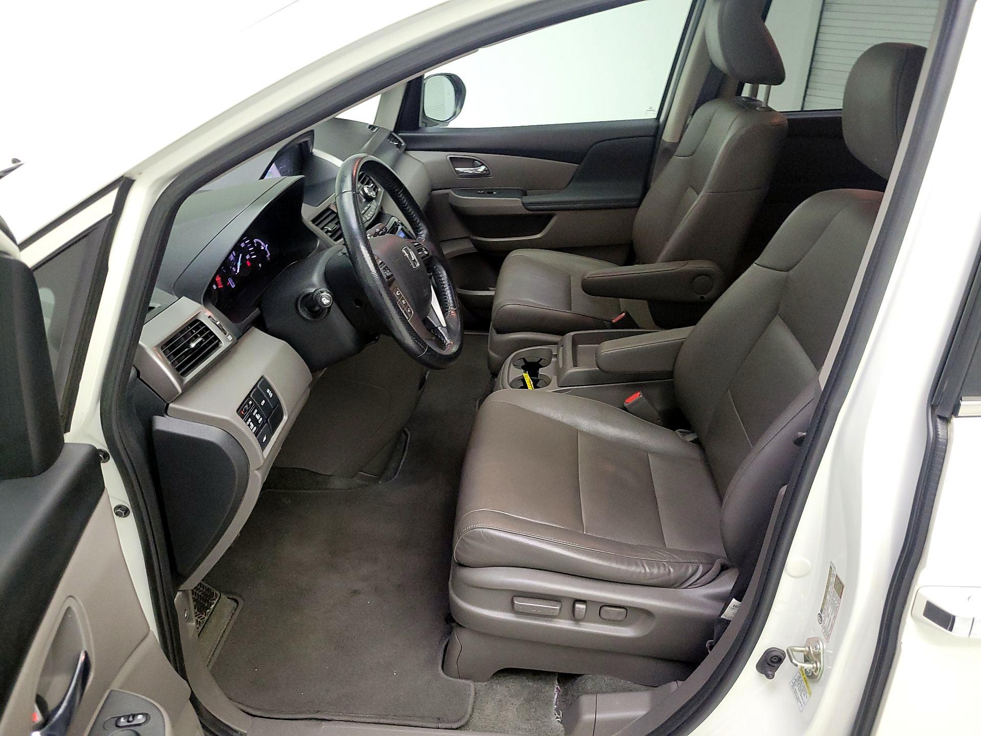 Thumbnail: 2017 Honda Odyssey - 11