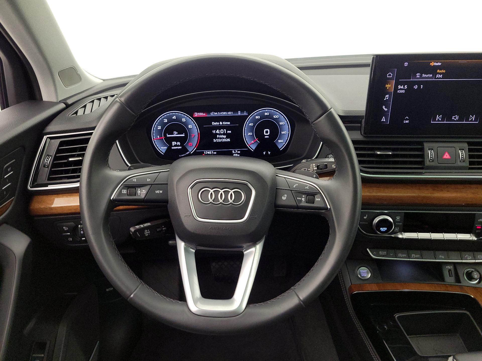 Thumbnail: 2023 Audi Q5 - 10