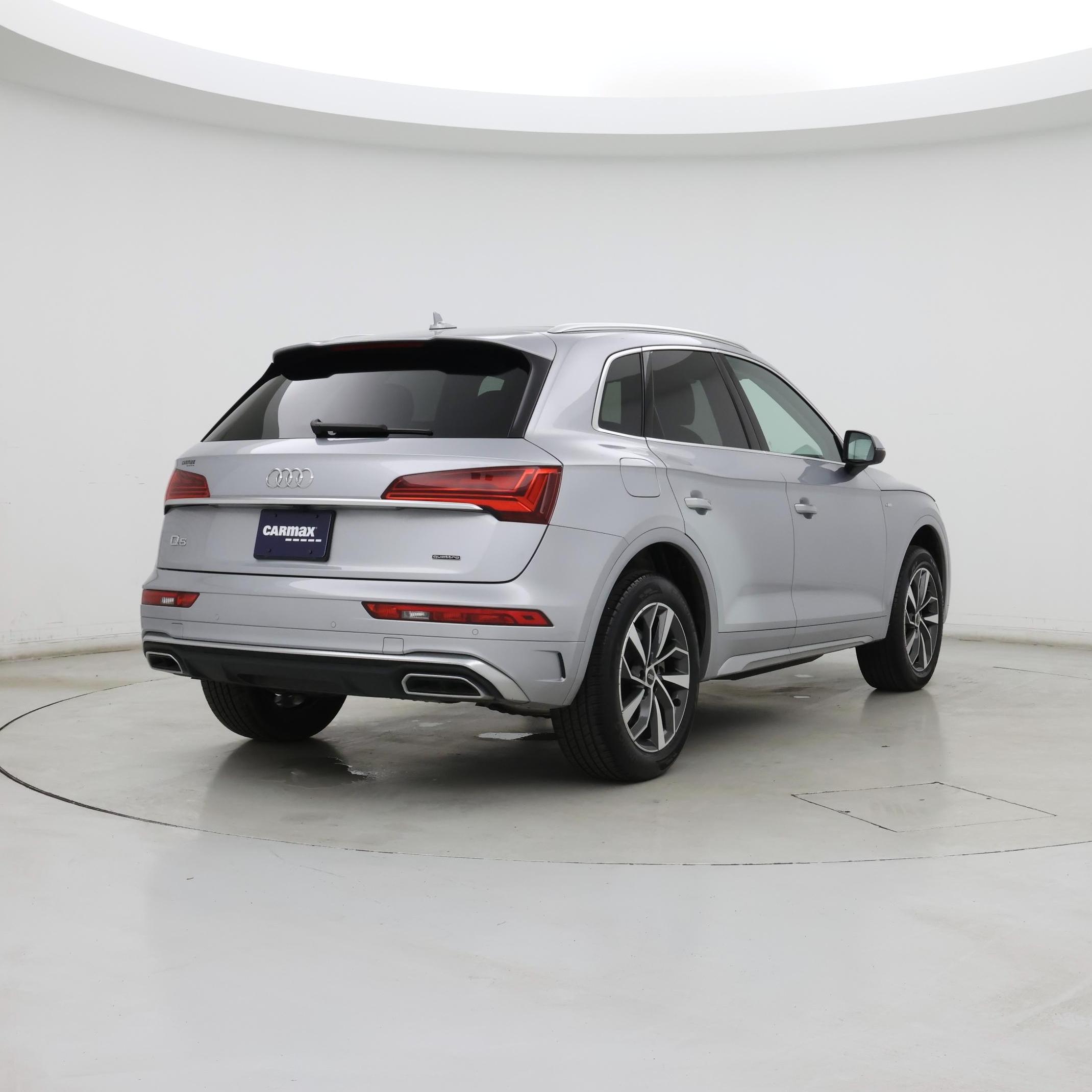 Thumbnail: 2023 Audi Q5 - 8