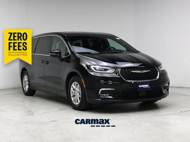 Black 2025 Chrysler Pacifica Minivan Front-Wheel Drive Automatic