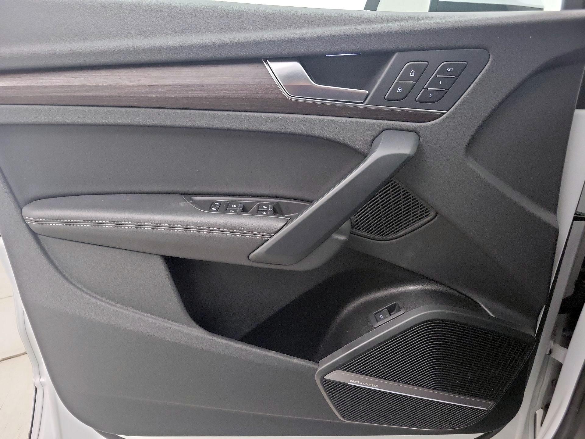 Thumbnail: 2024 Audi Q5 - 12