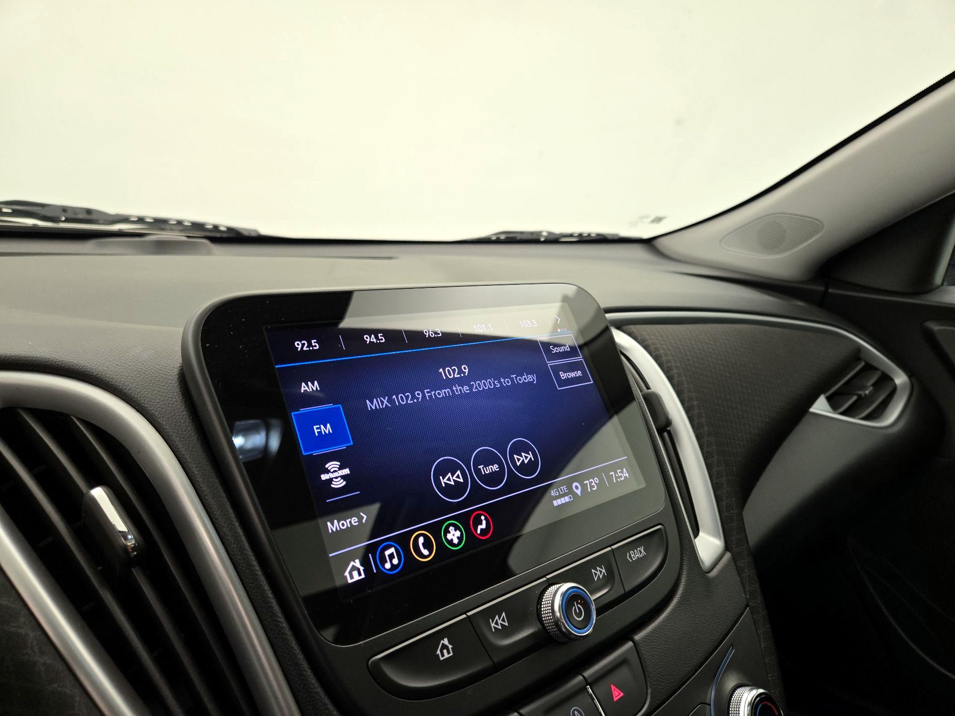 Thumbnail: 2023 Chevrolet Malibu - 15