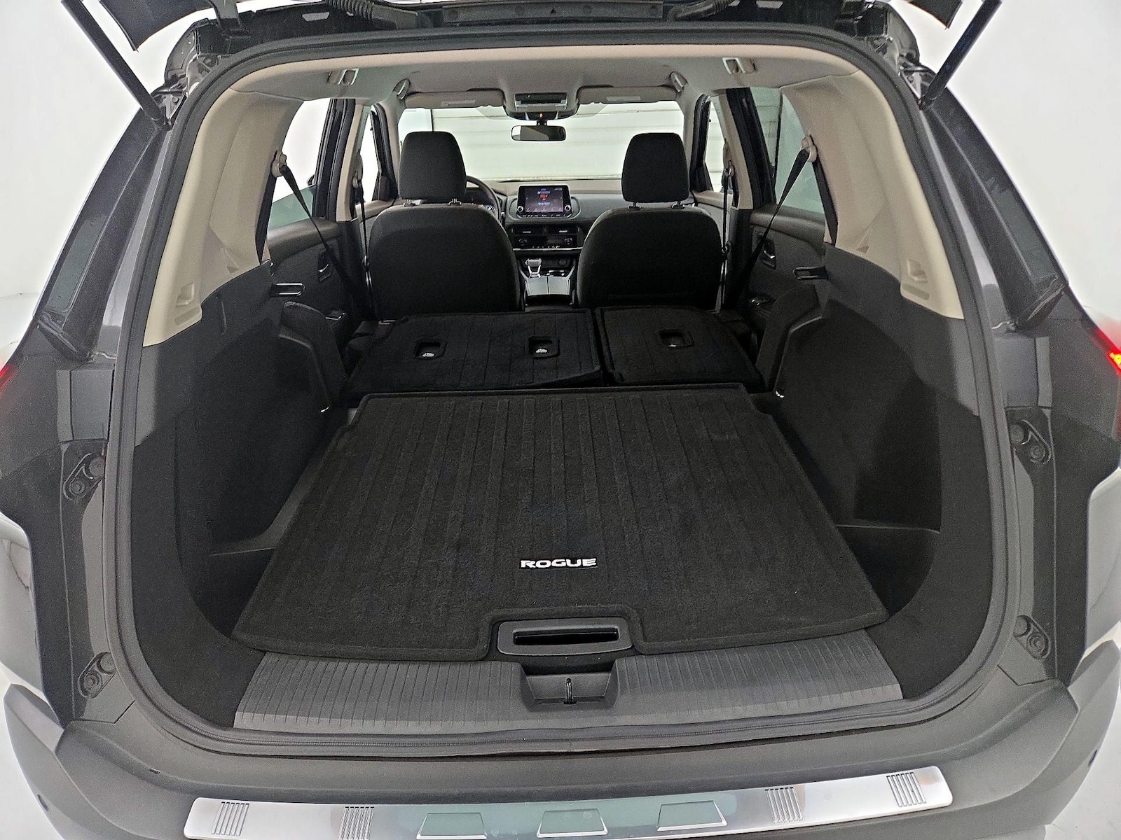 2023 Nissan Rogue SV - Photo 22