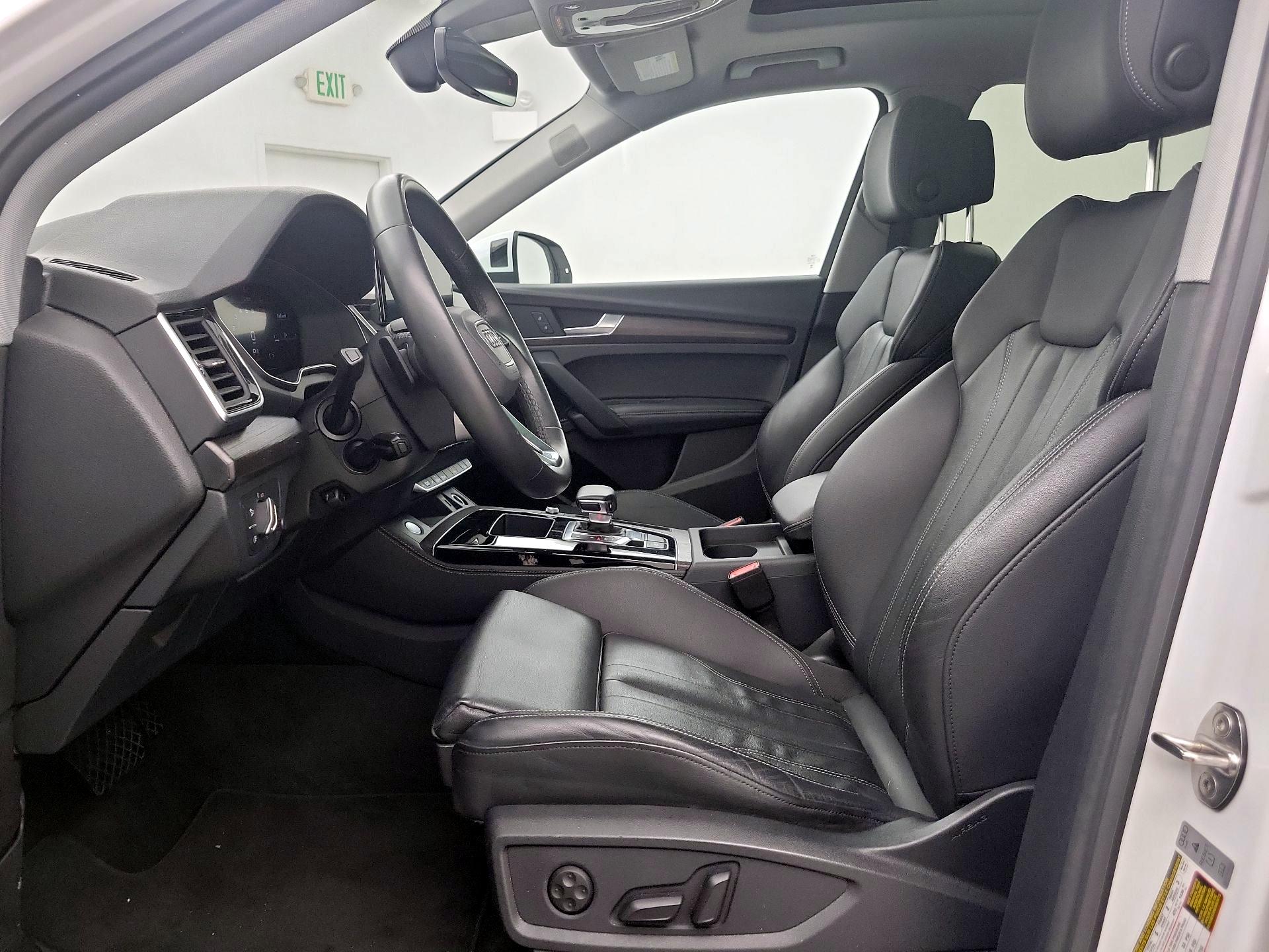 Thumbnail: 2024 Audi Q5 - 11