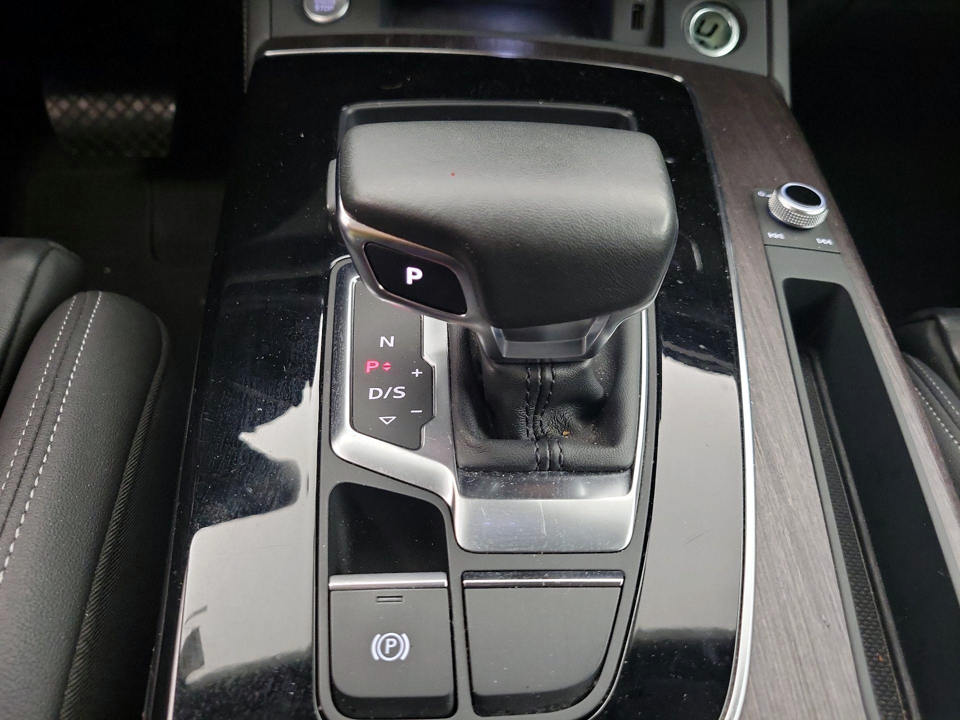 Thumbnail: 2024 Audi Q5 - 17