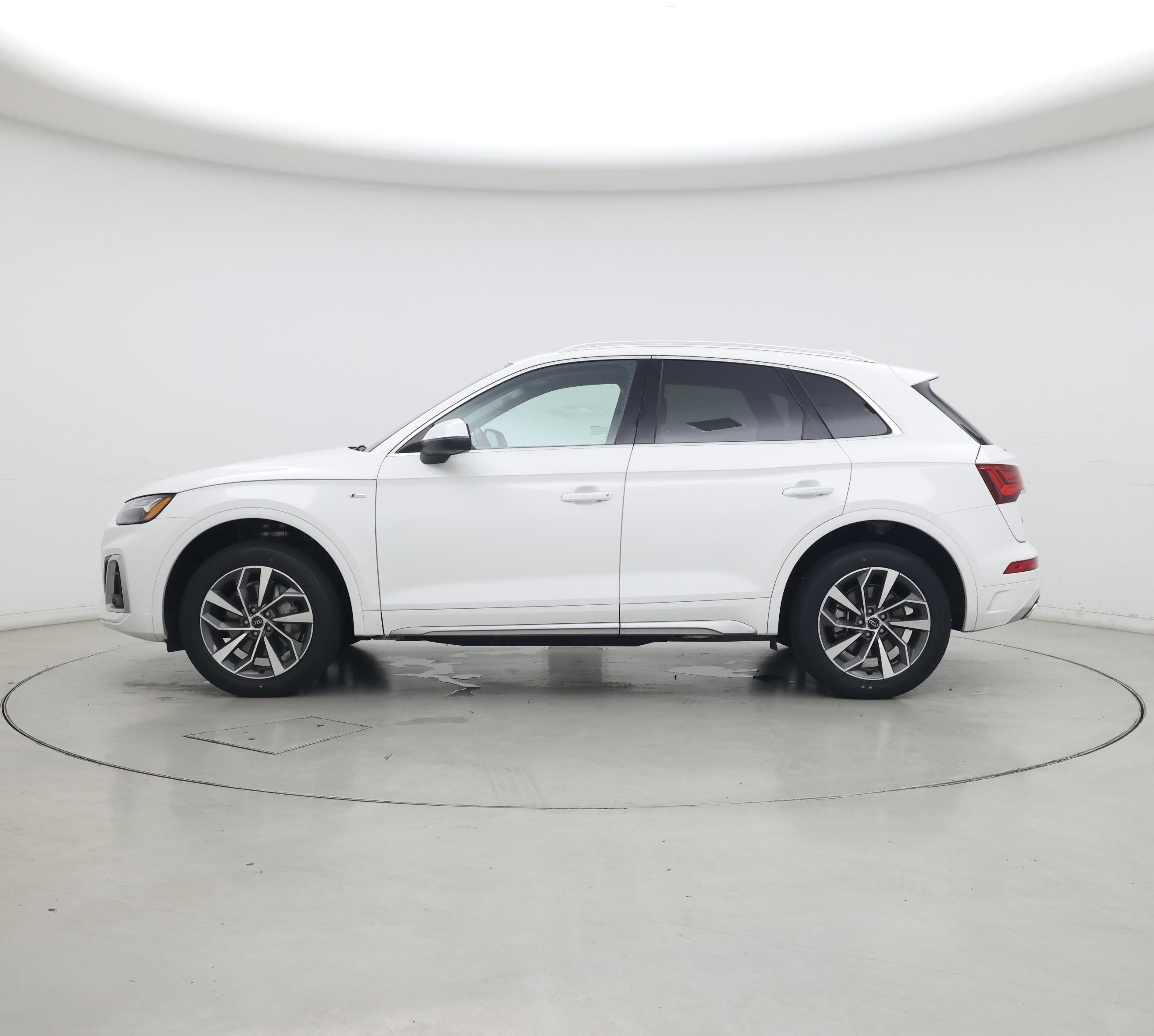 Thumbnail: 2024 Audi Q5 - 3