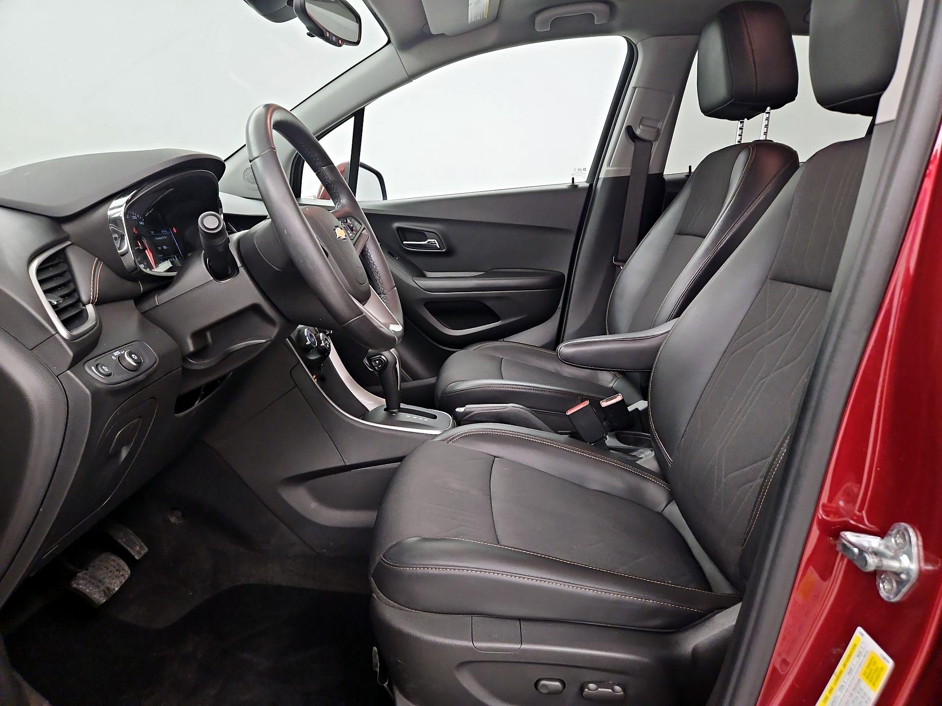 Thumbnail: 2022 Chevrolet Trax - 11
