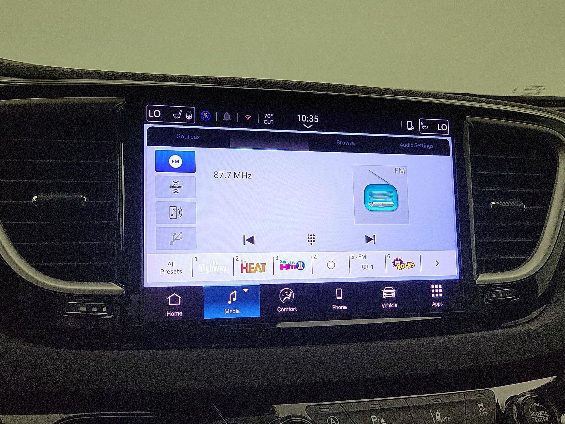 Thumbnail: 2025 Chrysler Pacifica - 15