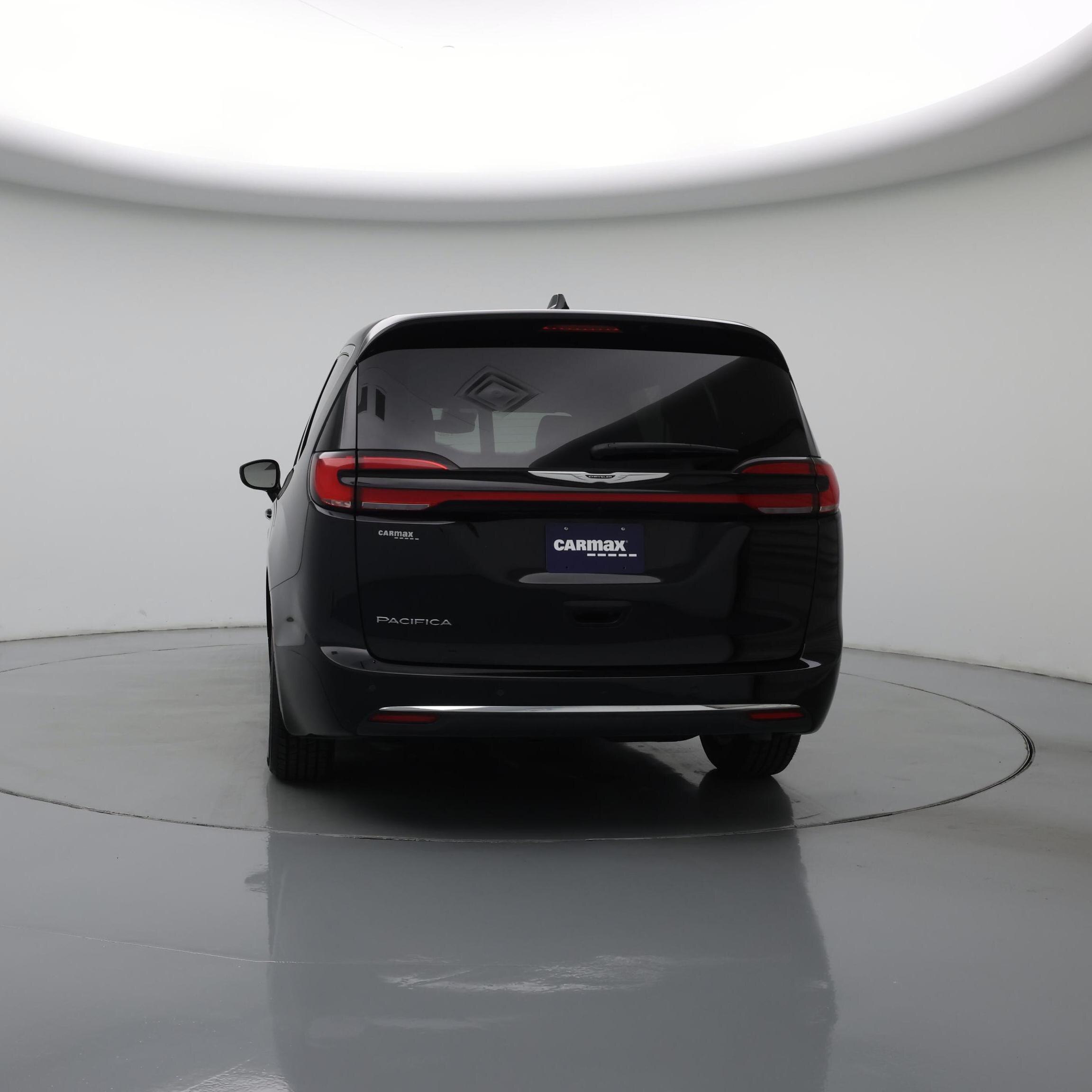 Thumbnail: 2025 Chrysler Pacifica - 6