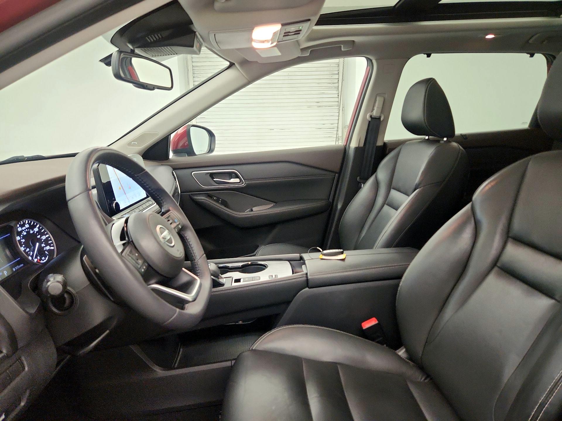 Thumbnail: 2021 Nissan Rogue - 11