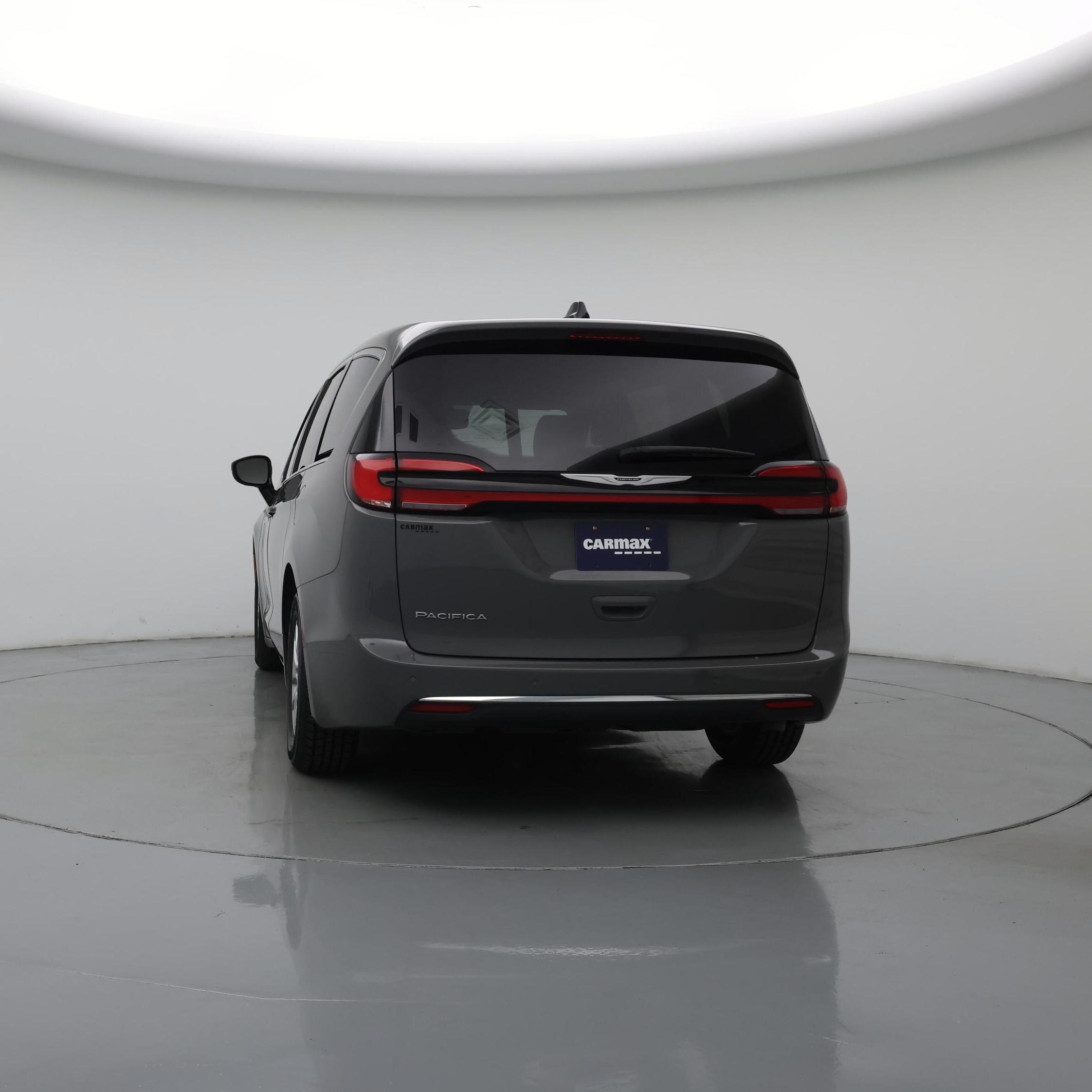 Thumbnail: 2025 Chrysler Pacifica - 6