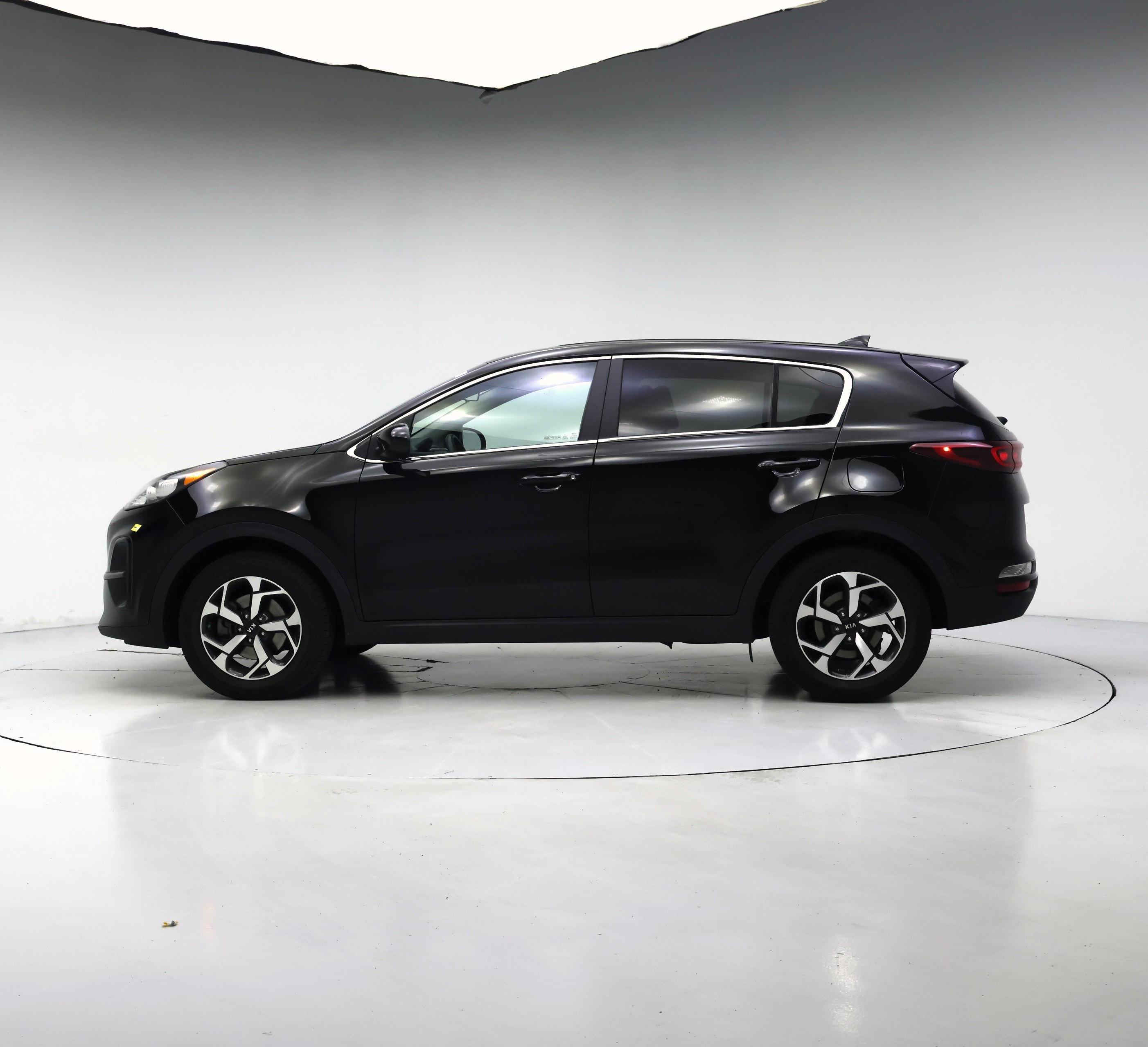 Thumbnail: 2021 Kia Sportage - 3