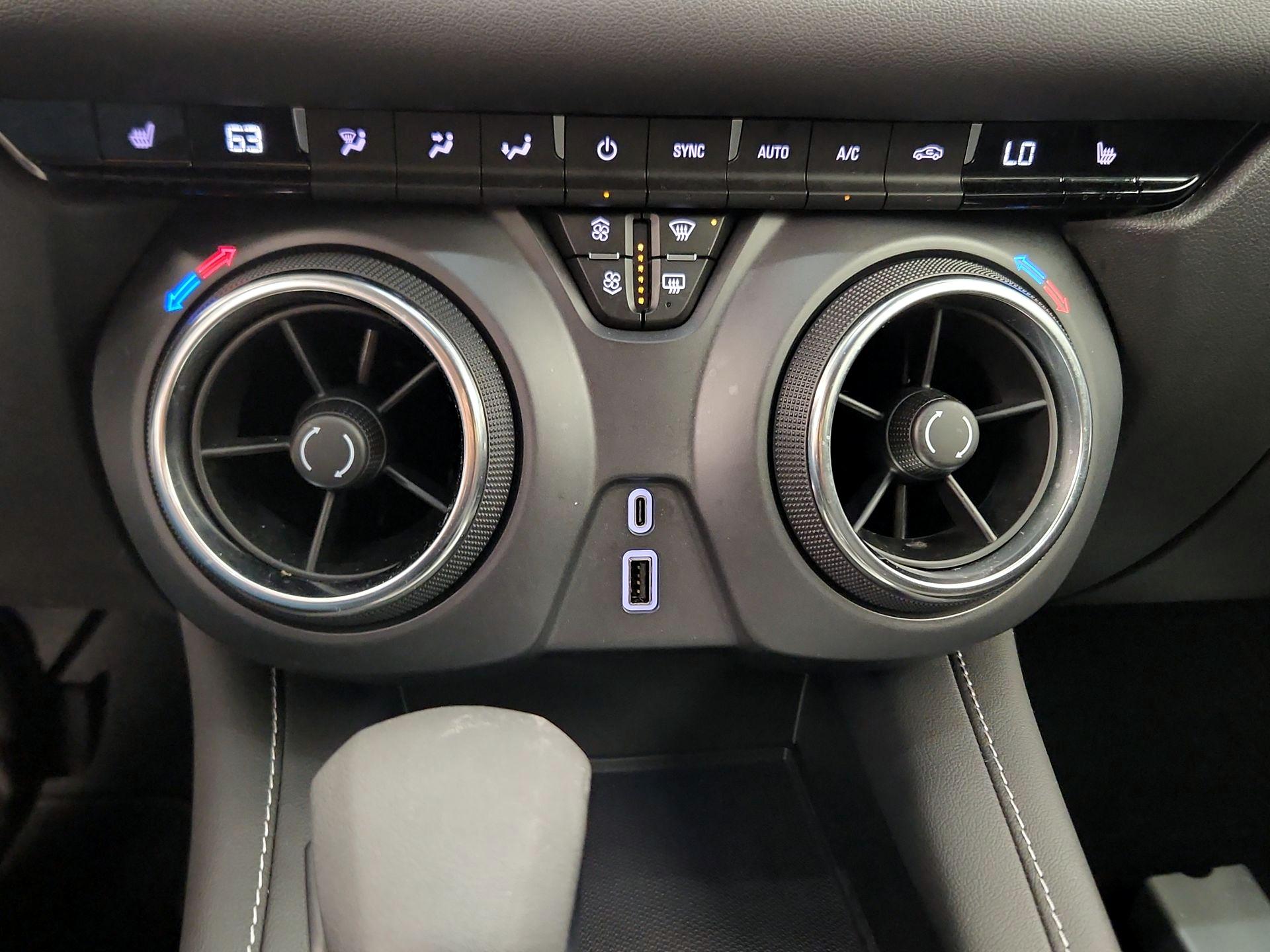 Thumbnail: 2025 Chevrolet Blazer - 16