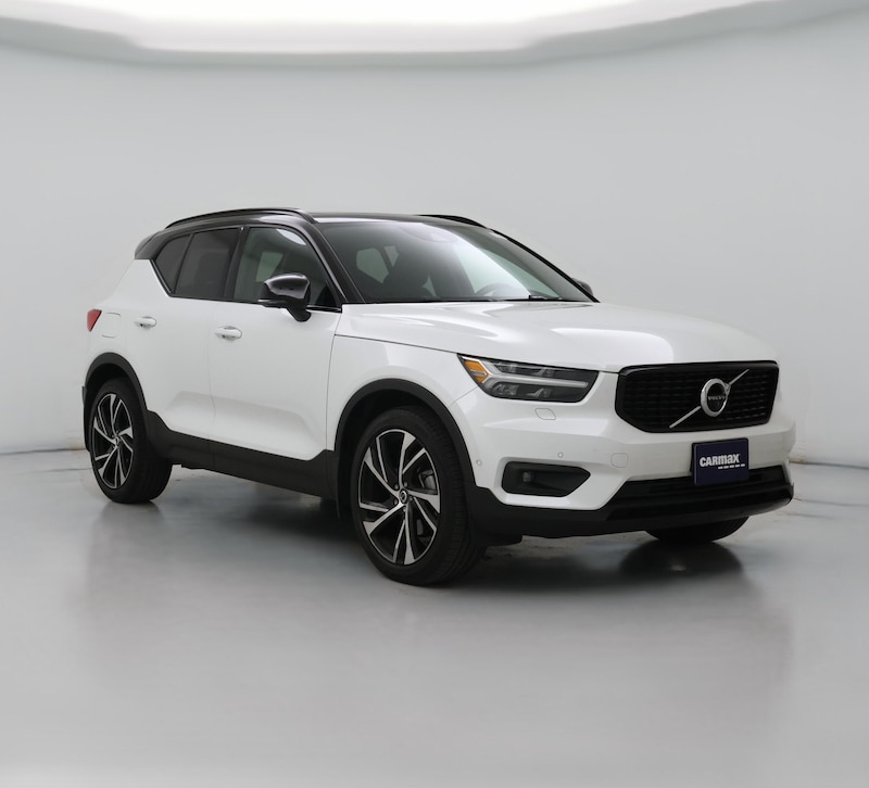 2022 Volvo XC40 T4 R-Design