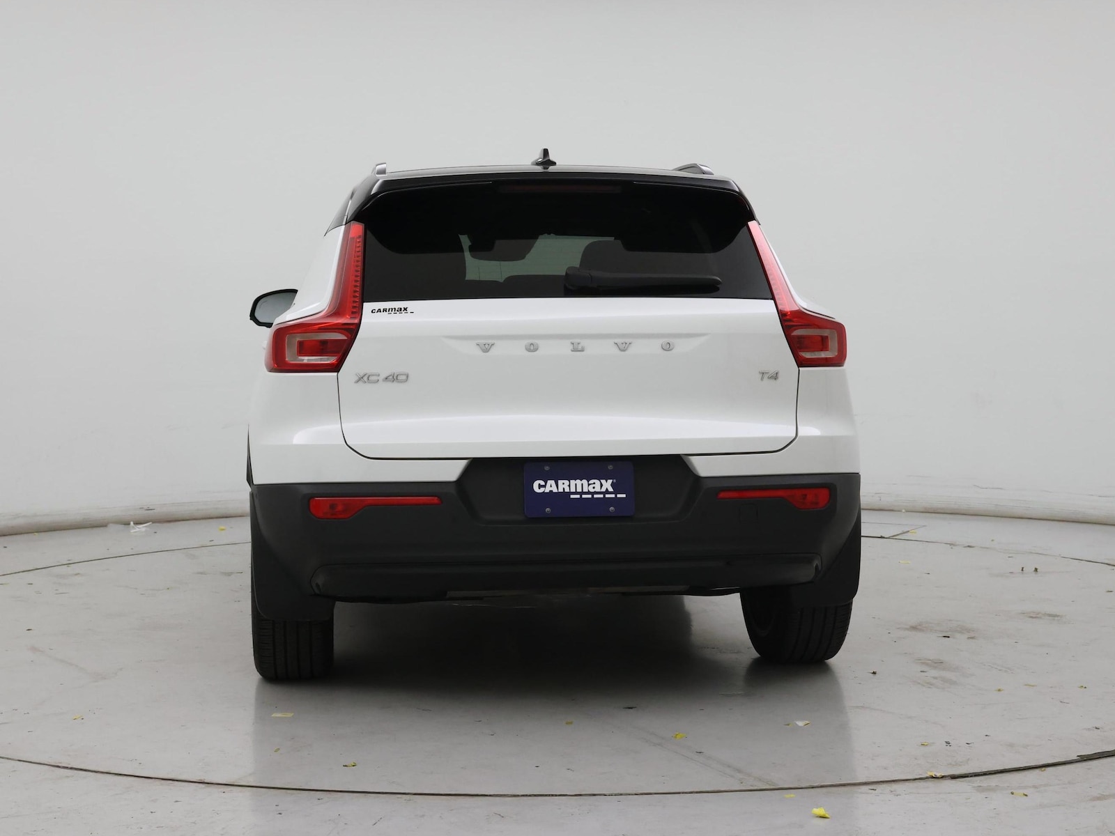 2022 Volvo XC40 R-Design - Photo 7