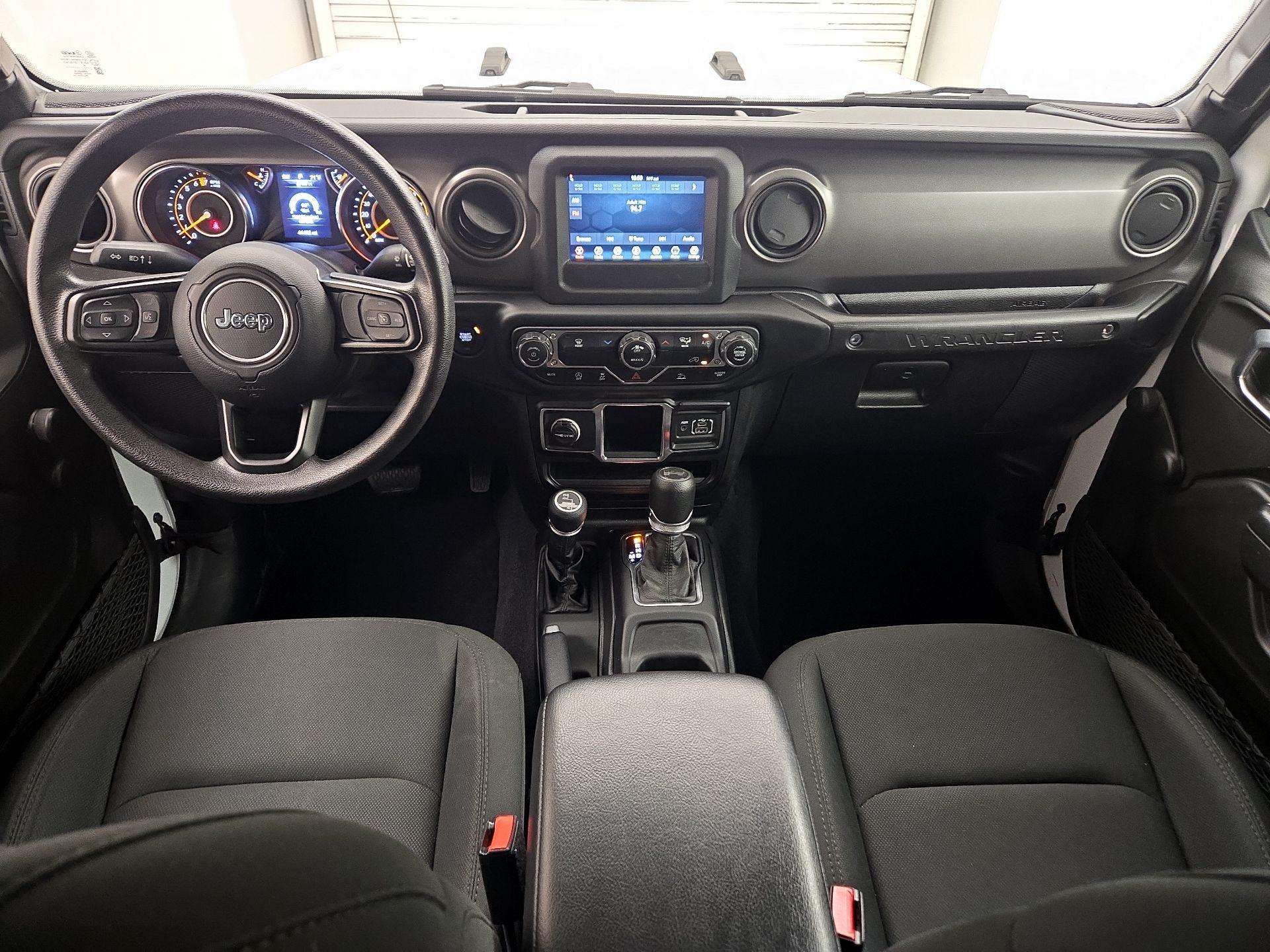 Thumbnail: 2022 Jeep Wrangler - 9