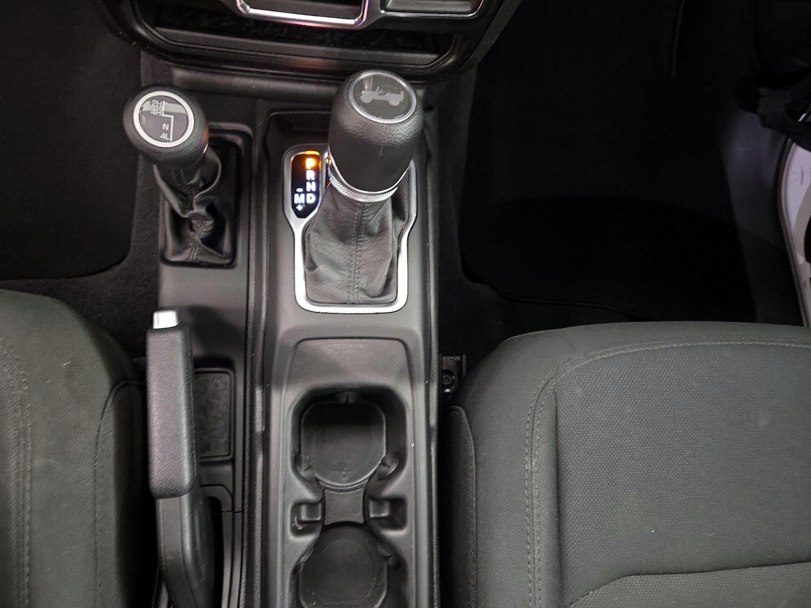 2022 Jeep Wrangler Unlimited Sport - Photo 18