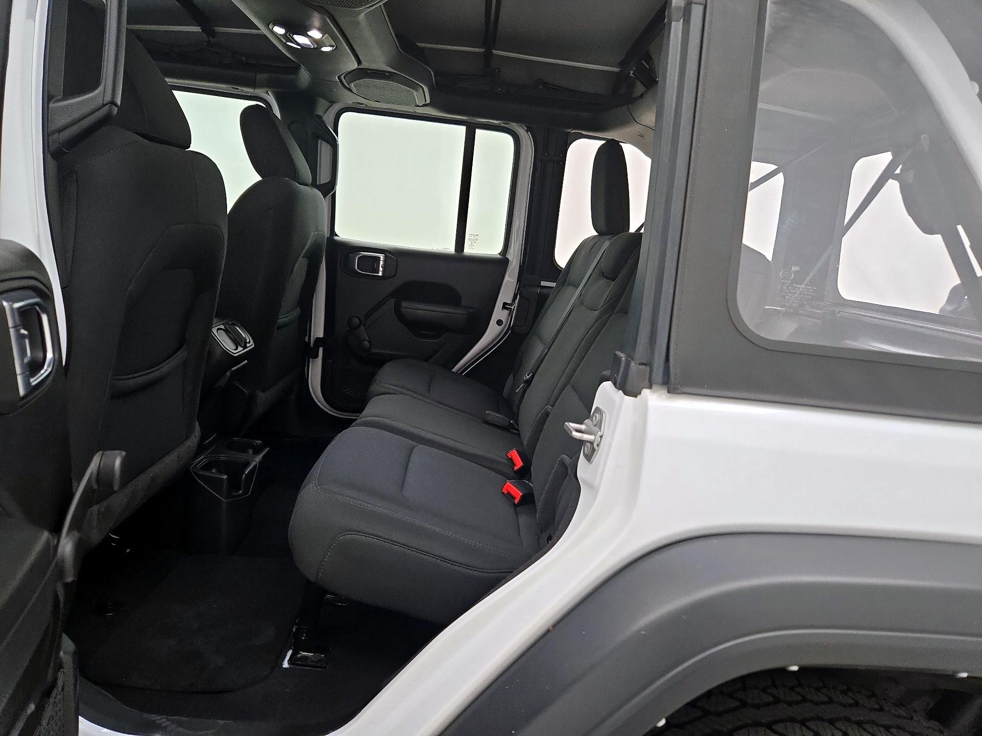 Thumbnail: 2022 Jeep Wrangler - 19