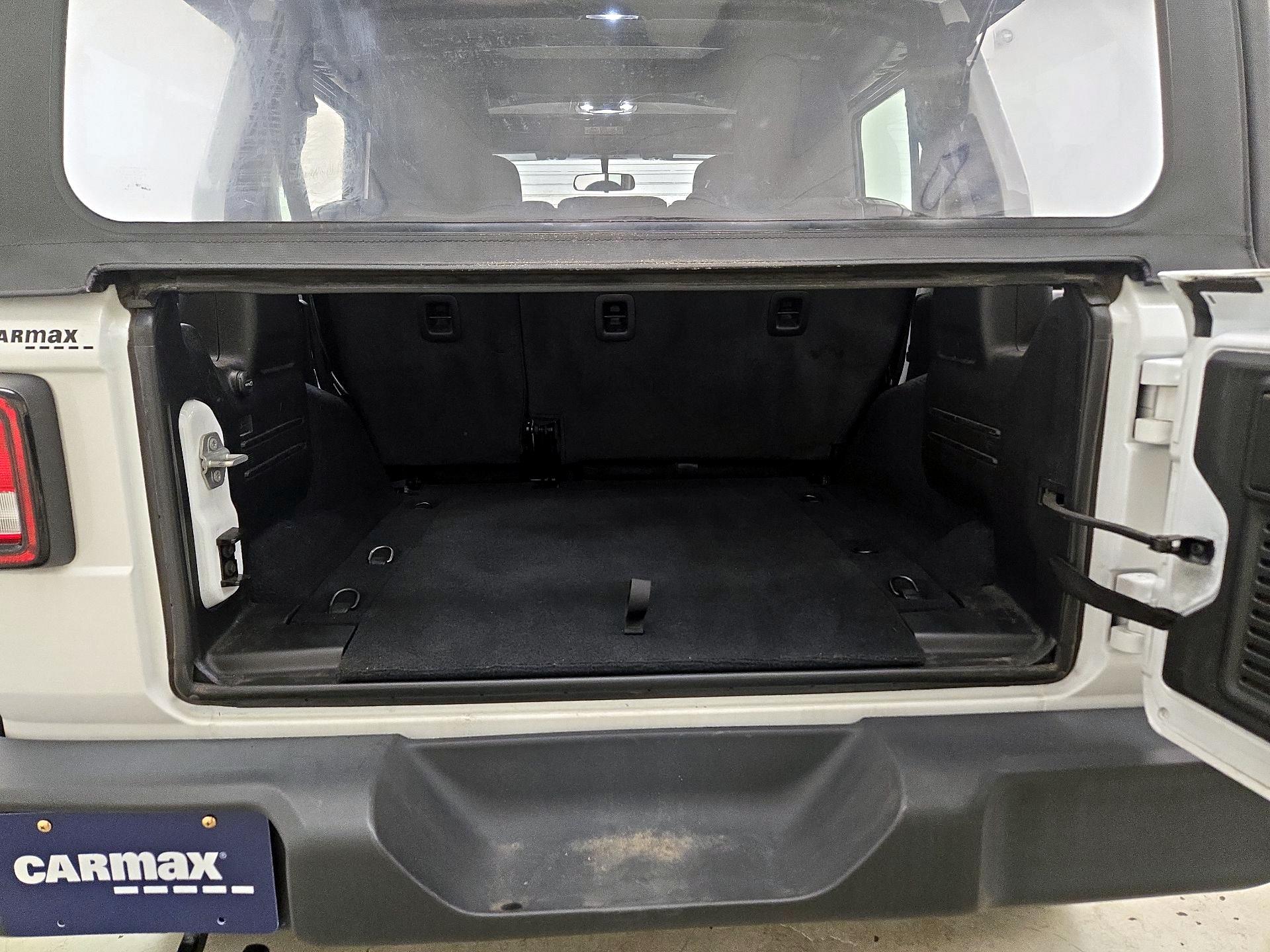 Thumbnail: 2022 Jeep Wrangler - 20
