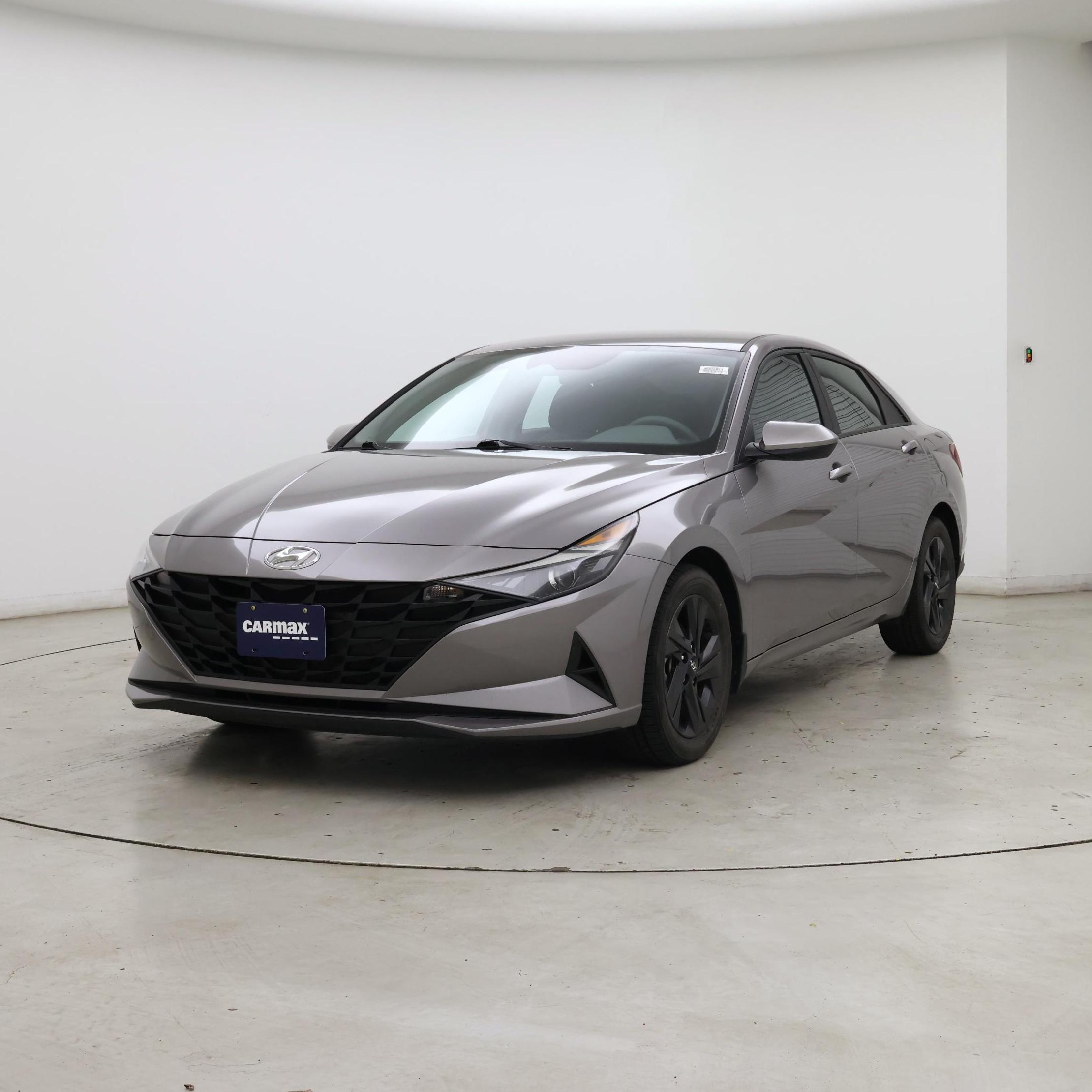 Thumbnail: 2022 Hyundai Elantra - 4