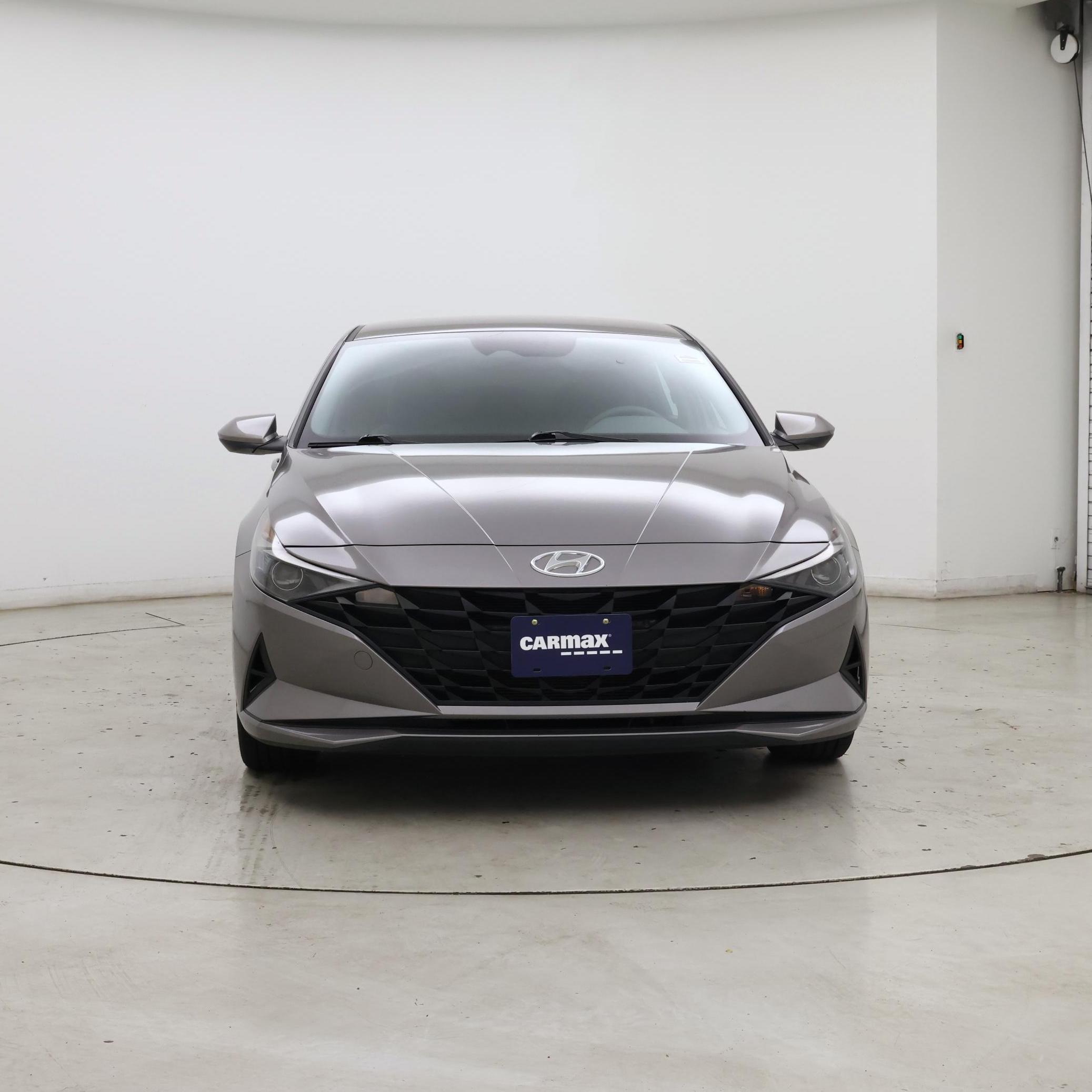 Thumbnail: 2022 Hyundai Elantra - 5