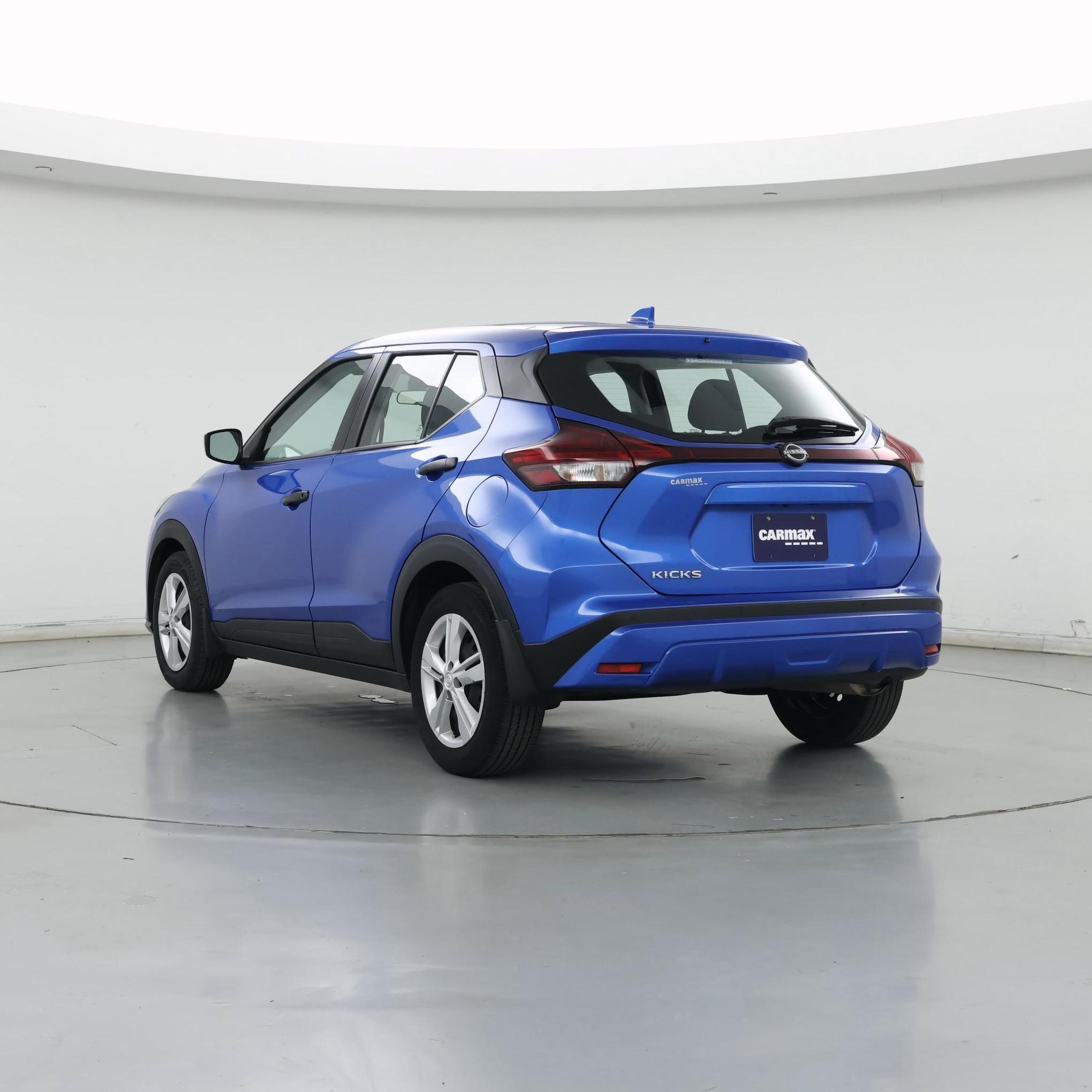 Thumbnail: 2023 Nissan Kicks - 2