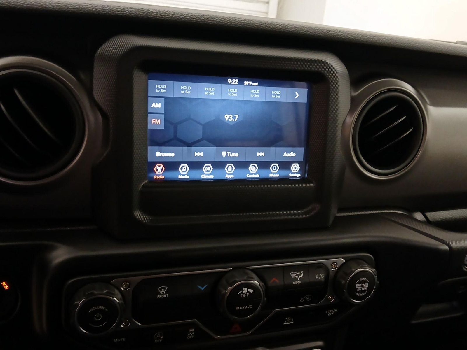 2022 Jeep Wrangler Unlimited Sport - Photo 16