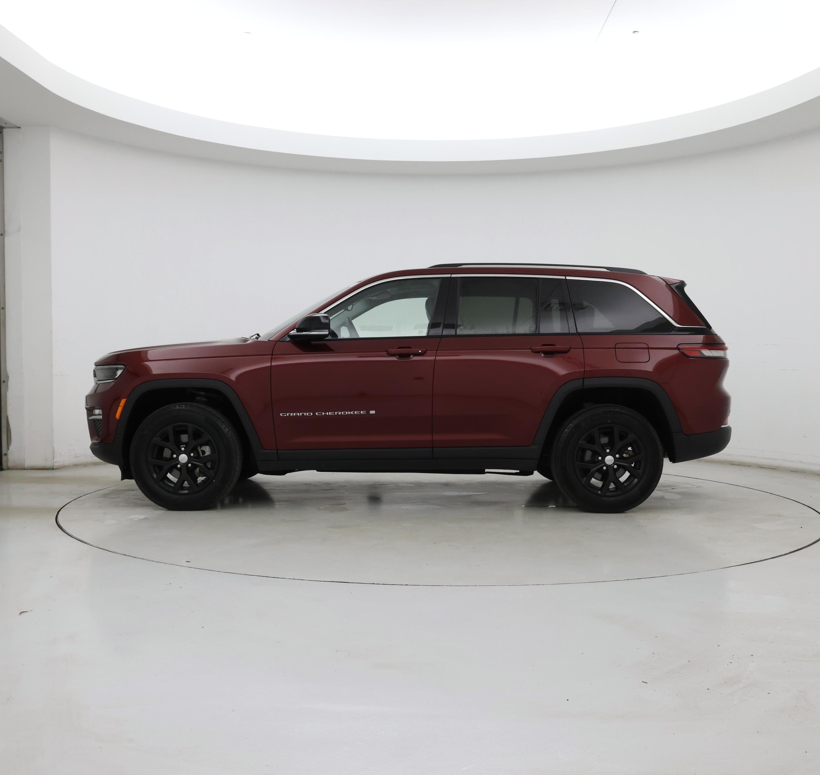 Thumbnail: 2022 Jeep Grand Cherokee - 3