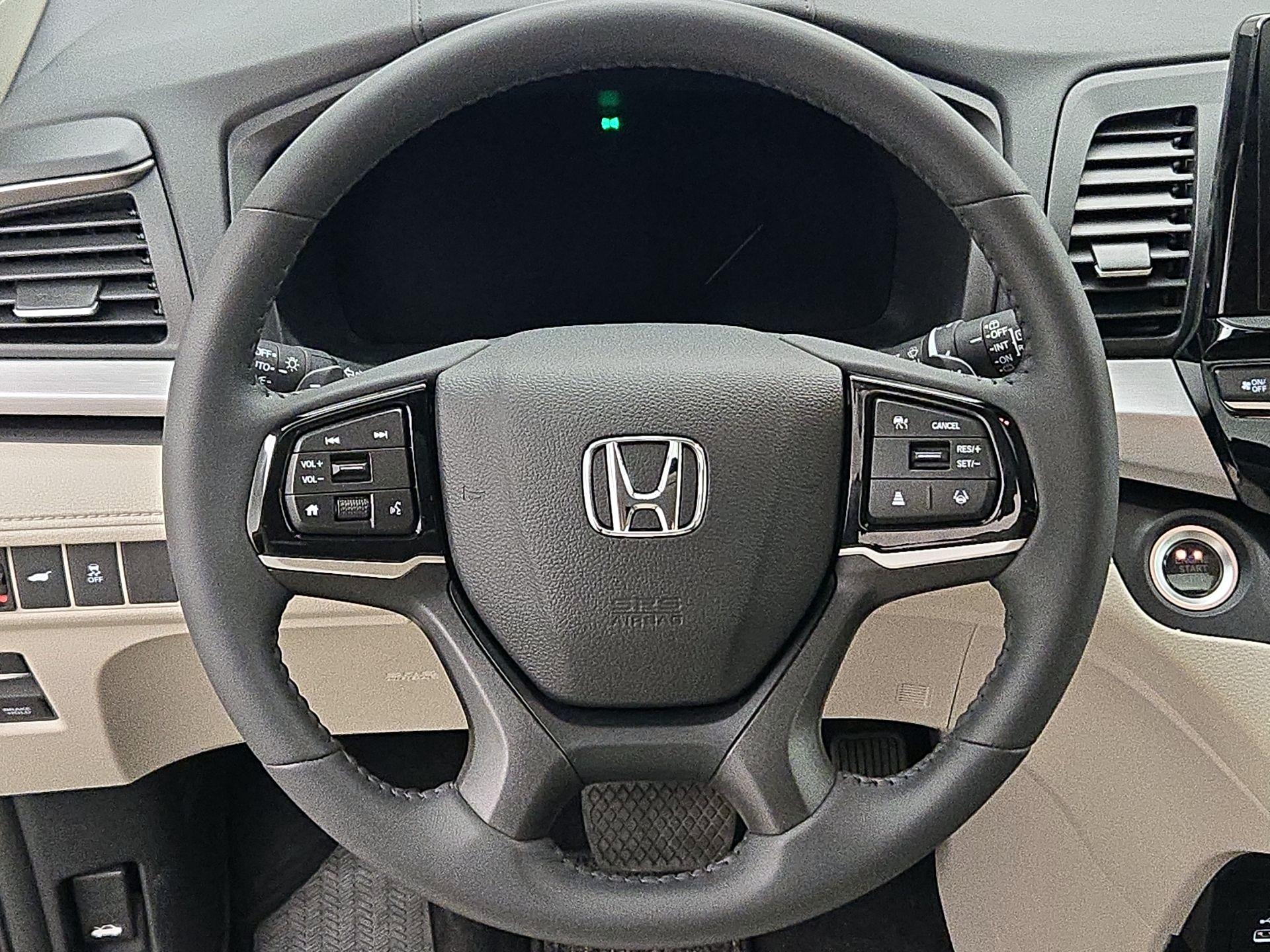Thumbnail: 2025 Honda Odyssey - 10
