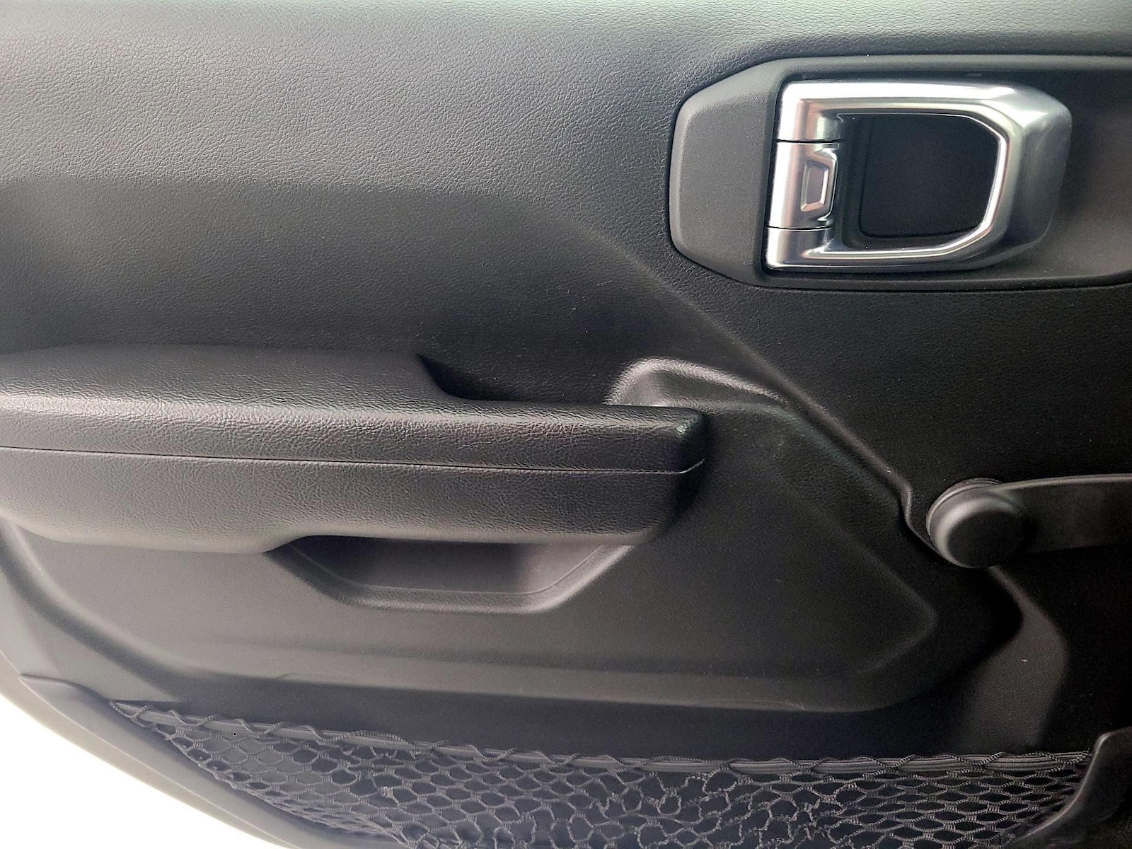 2023 Jeep Wrangler 4-Door Sport - Photo 13
