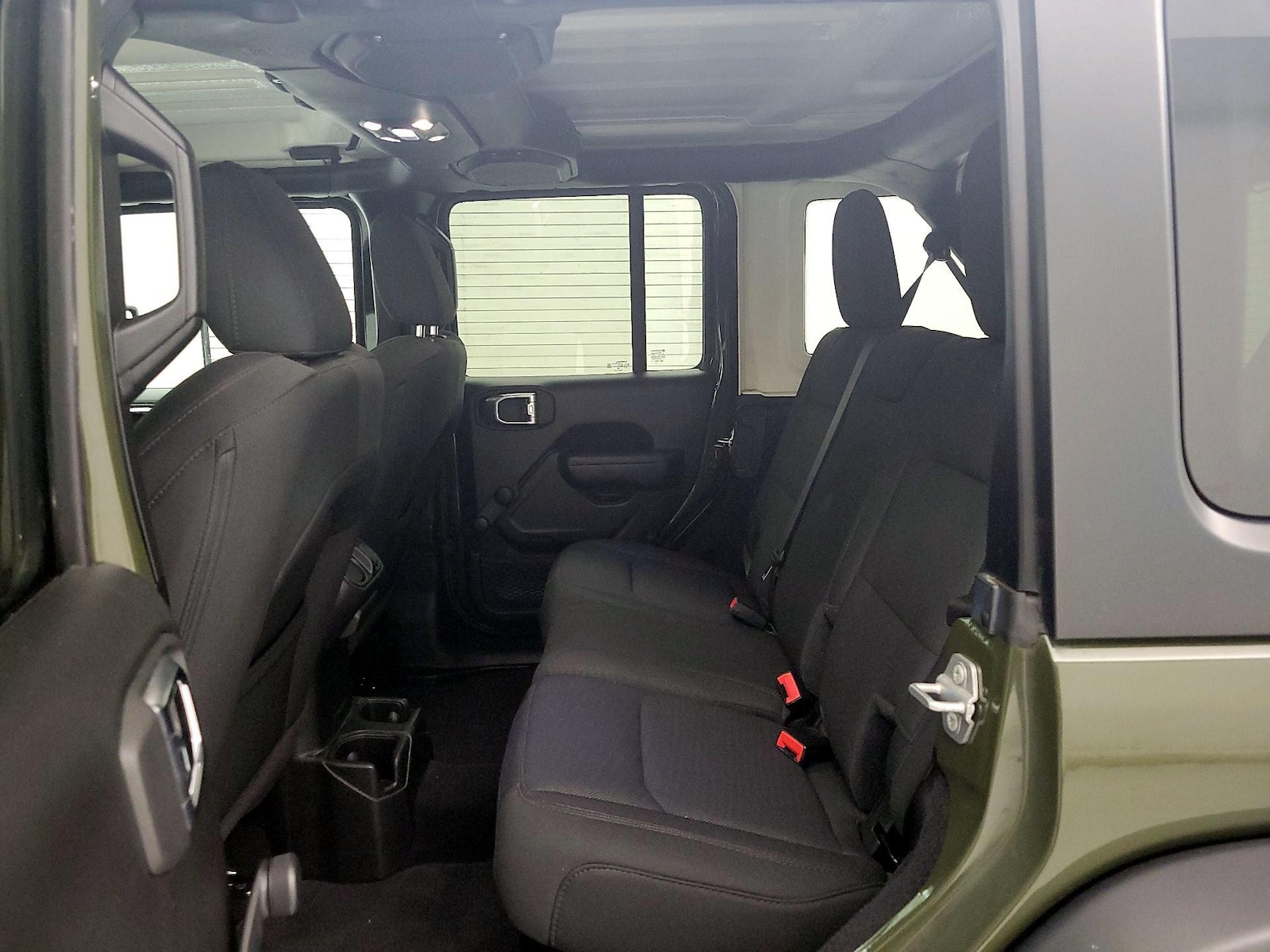 2023 Jeep Wrangler 4-Door Sport - Photo 20