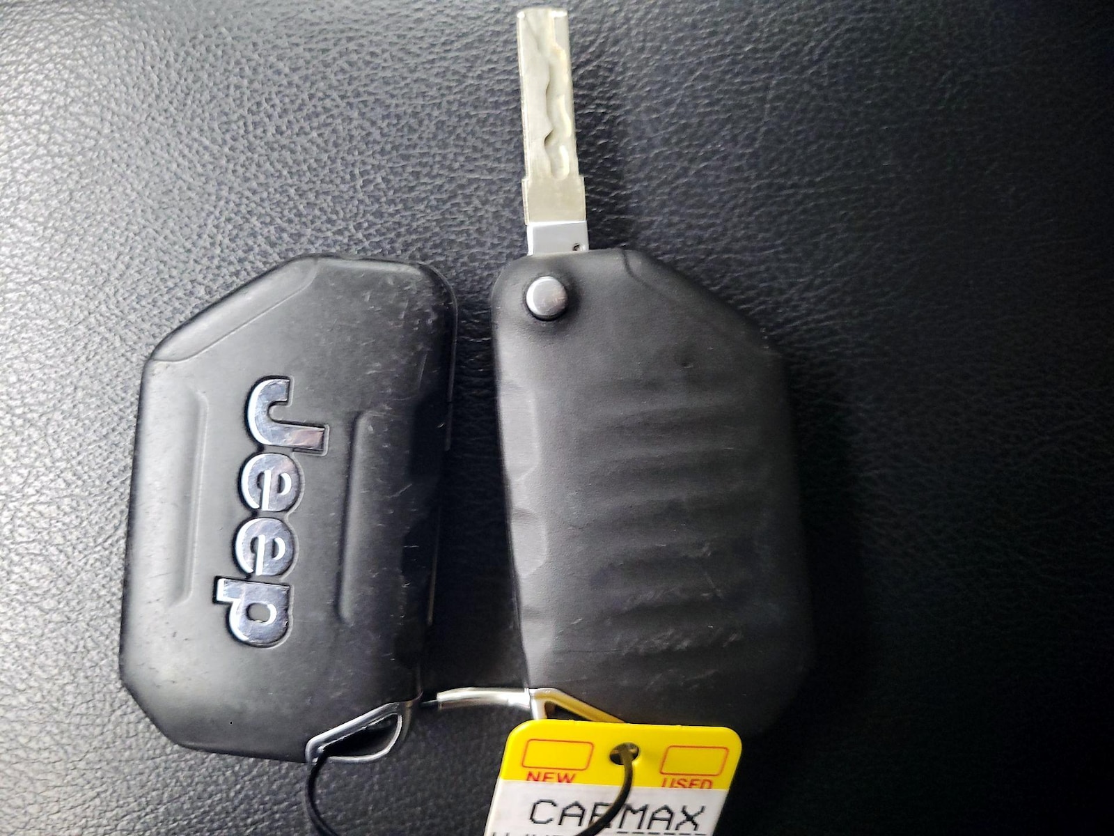 2023 Jeep Wrangler 4-Door Sport - Photo 23