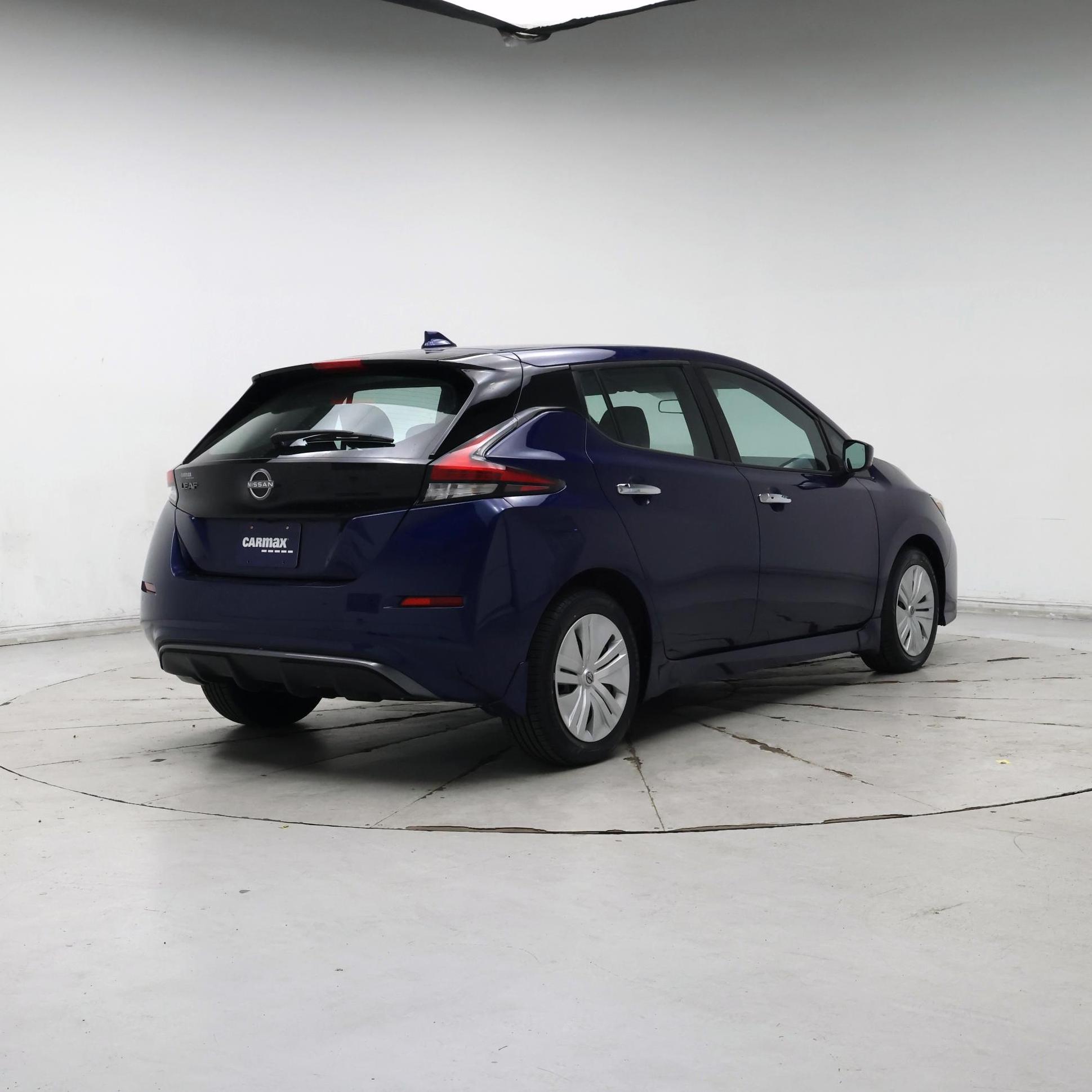 Thumbnail: 2024 Nissan Leaf - 8