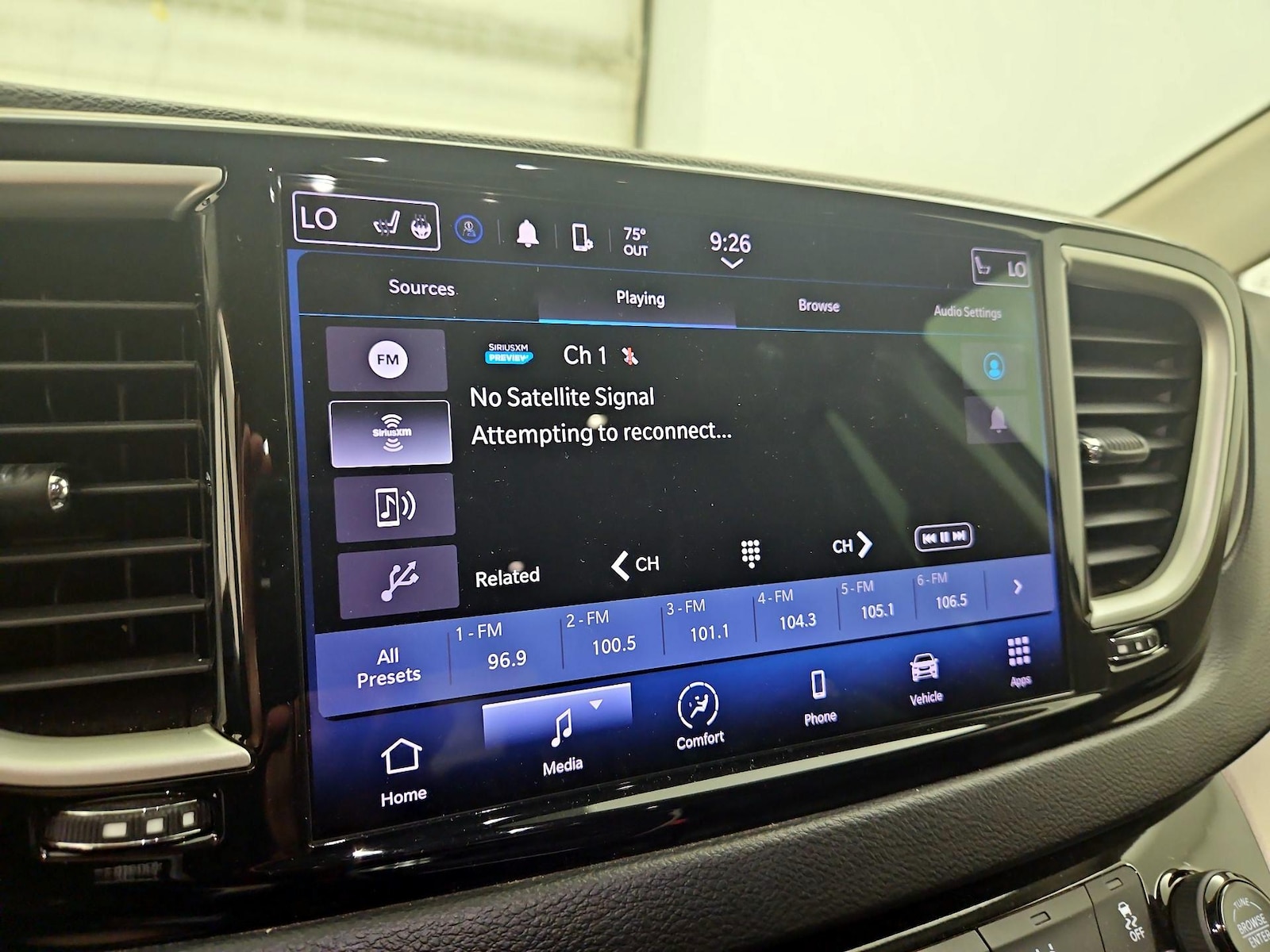 2022 Chrysler Pacifica Touring L - Photo 16