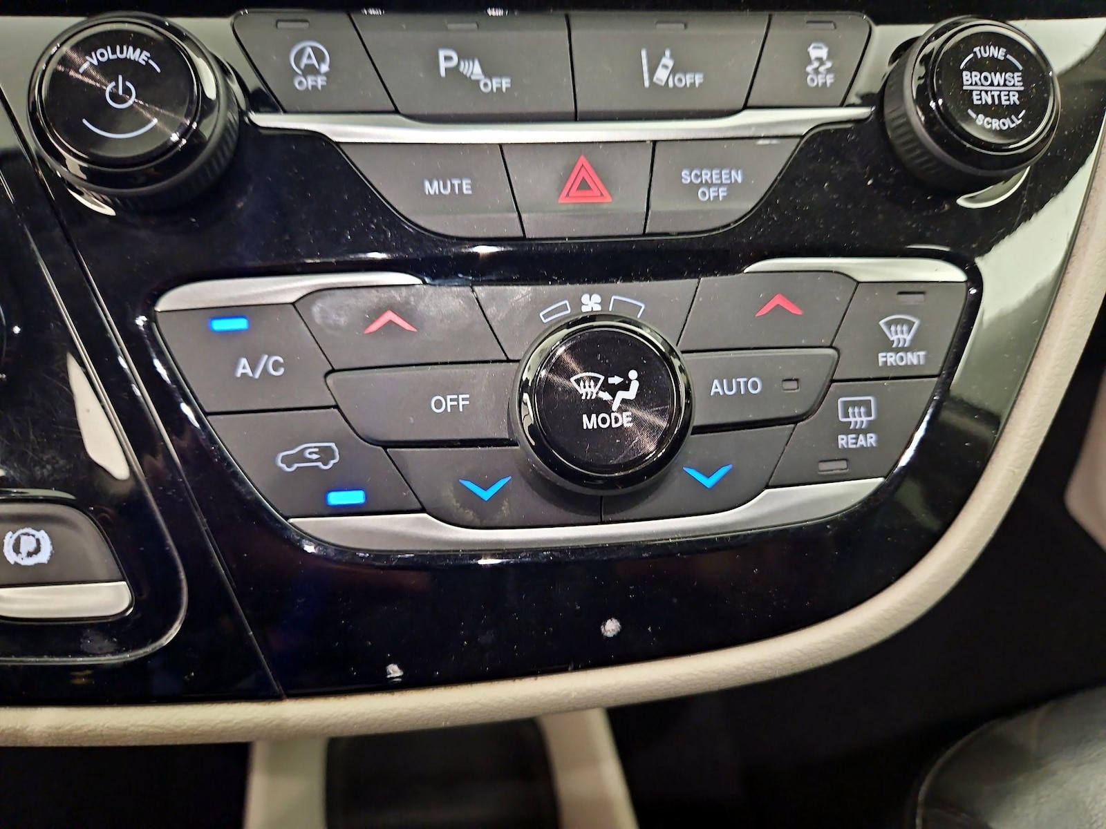 2022 Chrysler Pacifica Touring L - Photo 17