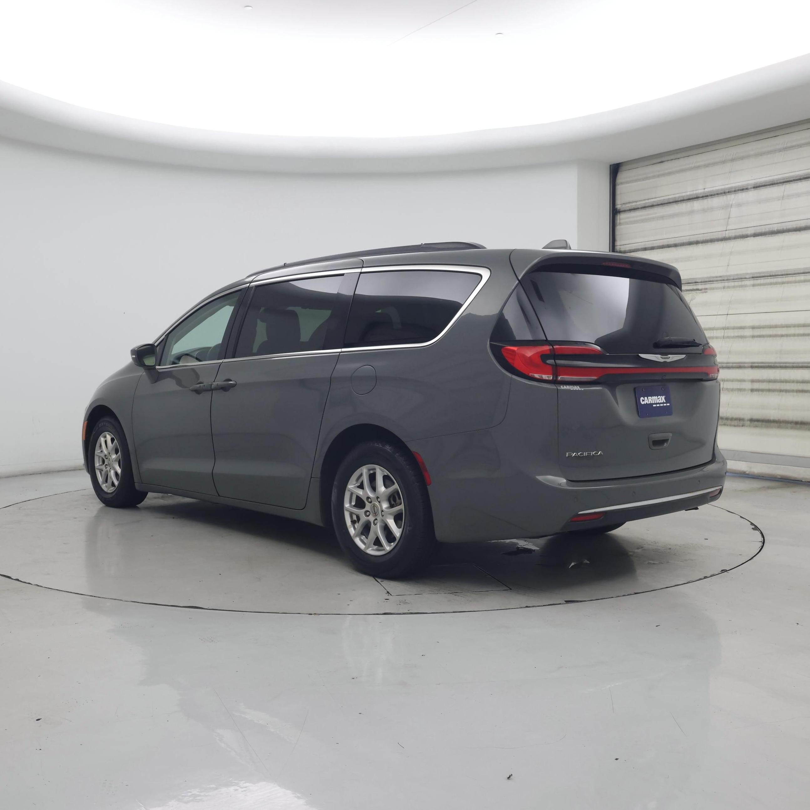 Thumbnail: 2022 Chrysler Pacifica - 2
