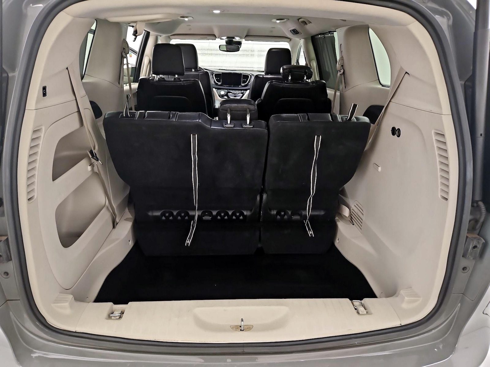 2022 Chrysler Pacifica Touring L - Photo 22