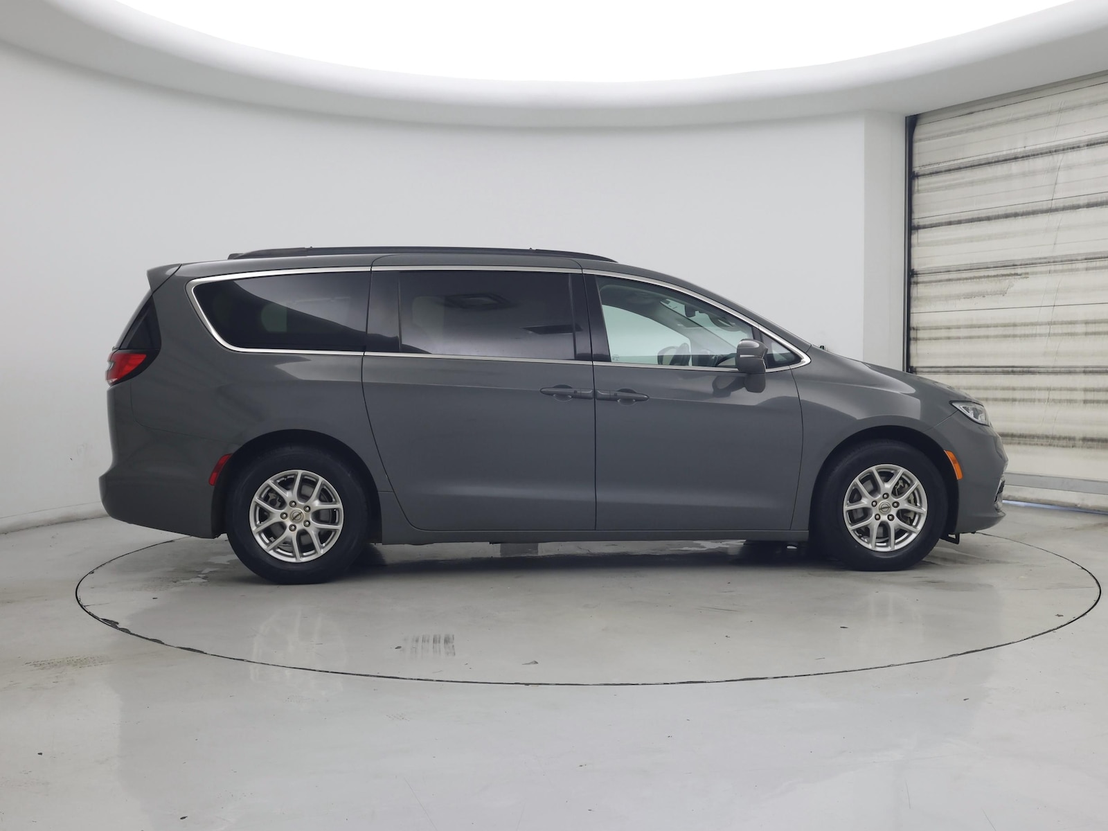 2022 Chrysler Pacifica Touring L - Photo 8