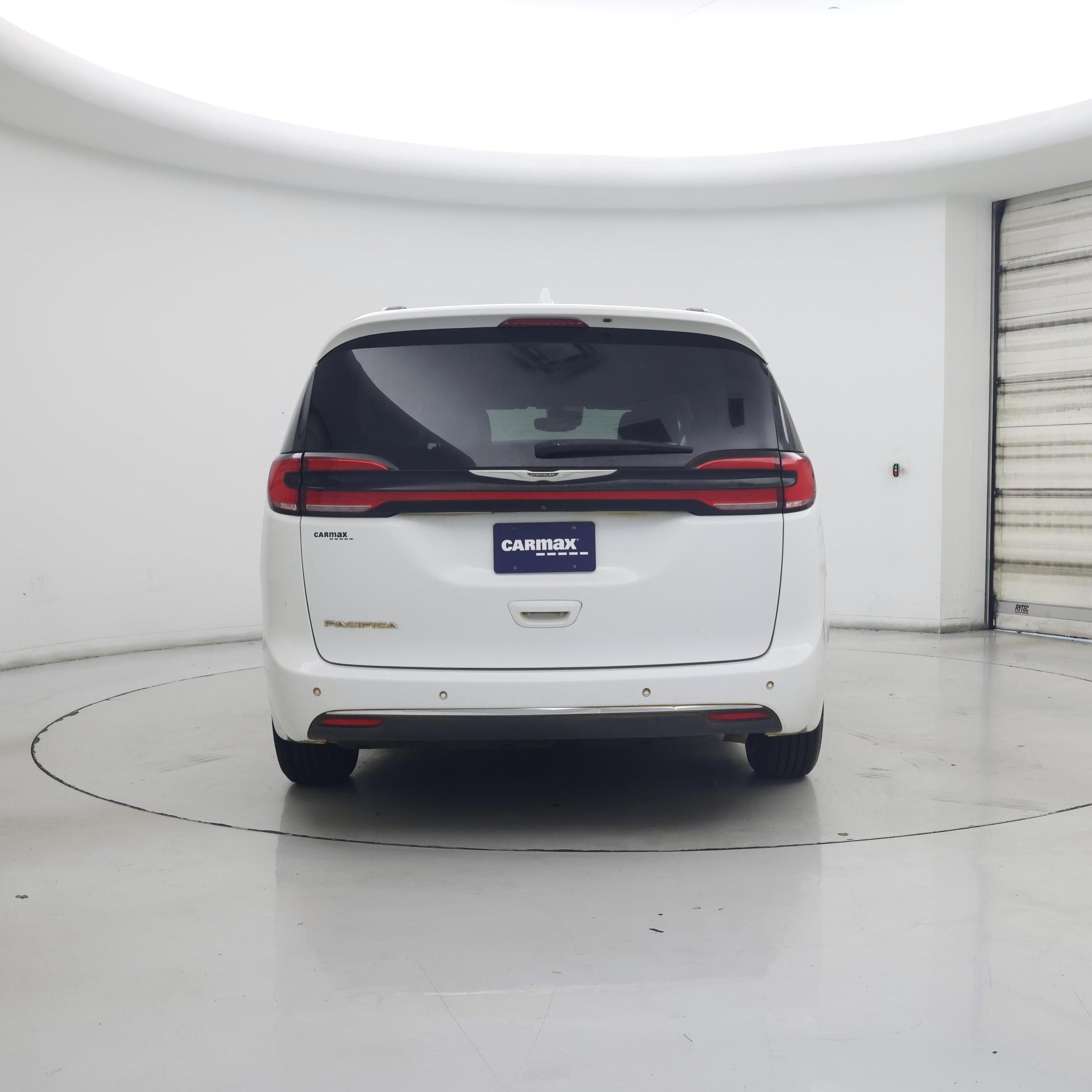 Thumbnail: 2022 Chrysler Pacifica - 6