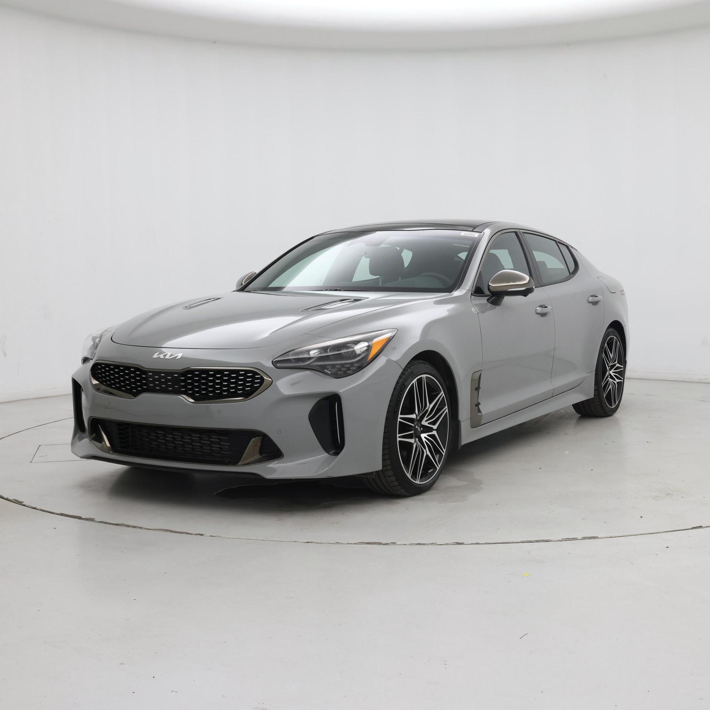 Thumbnail: 2023 Kia Stinger - 4