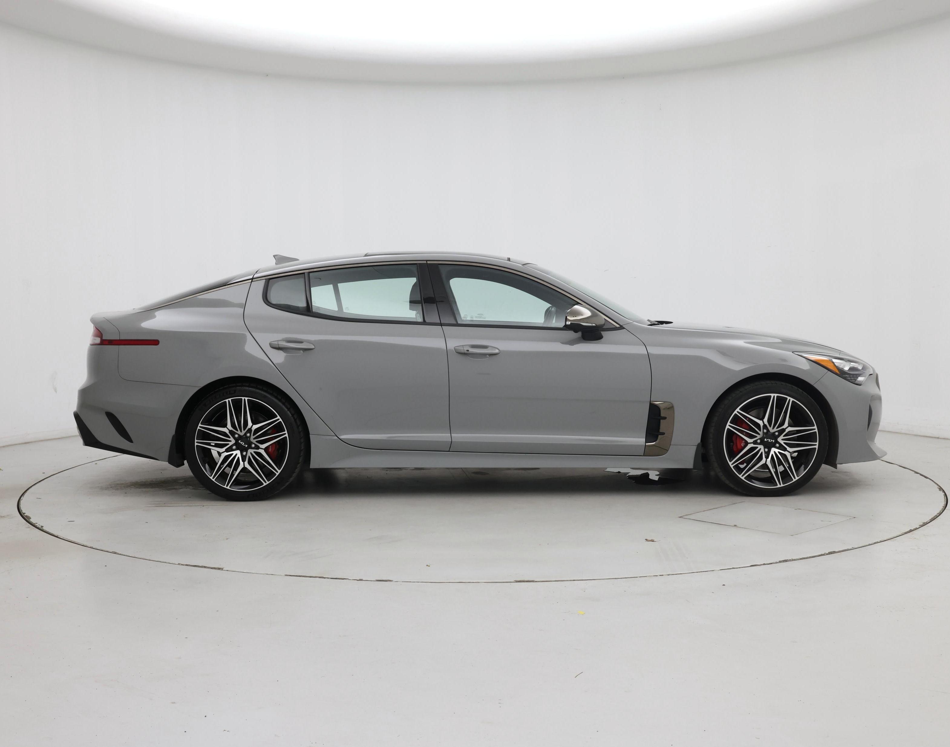 Thumbnail: 2023 Kia Stinger - 7