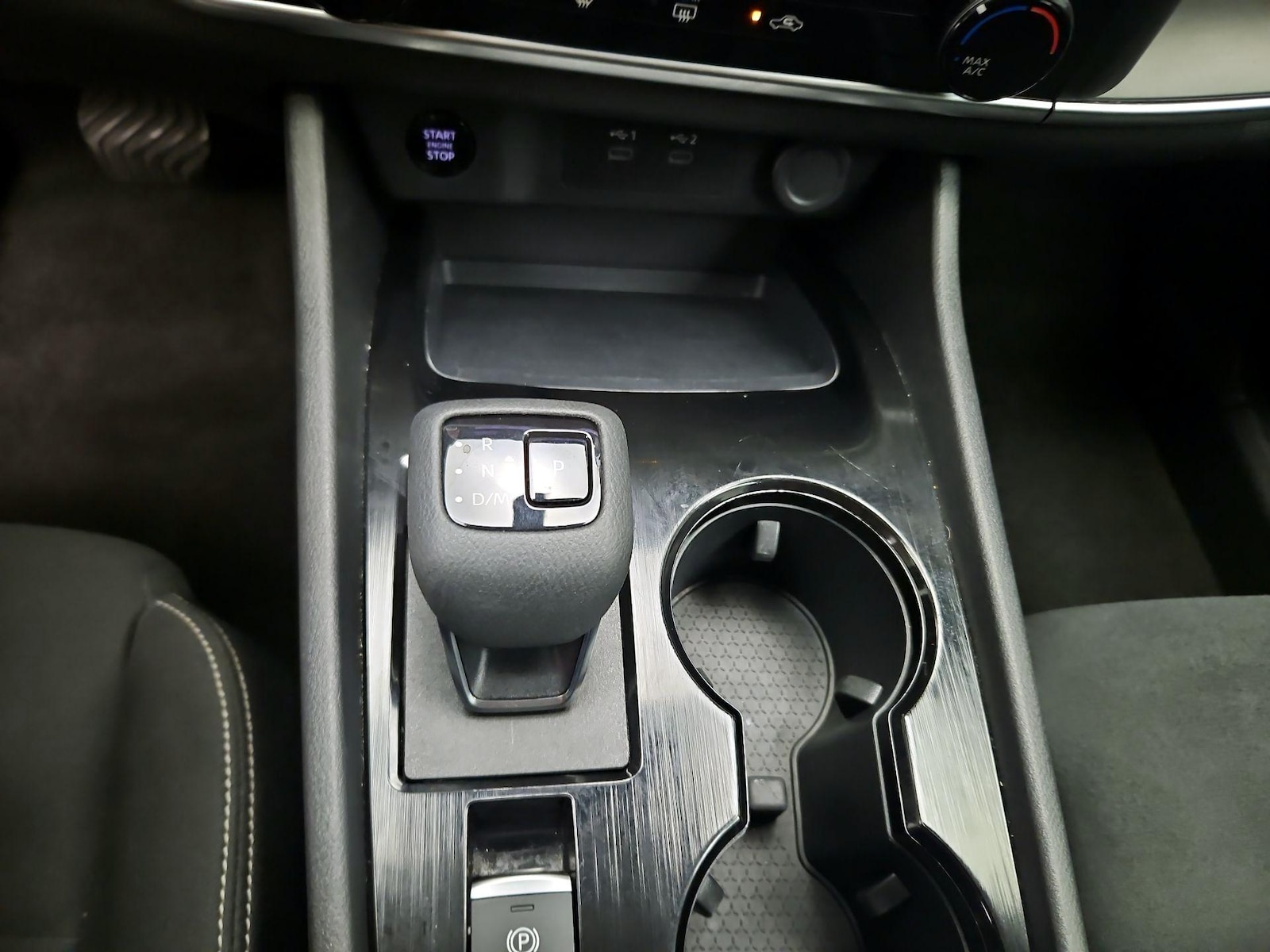 2024 Nissan Rogue S - Photo 18