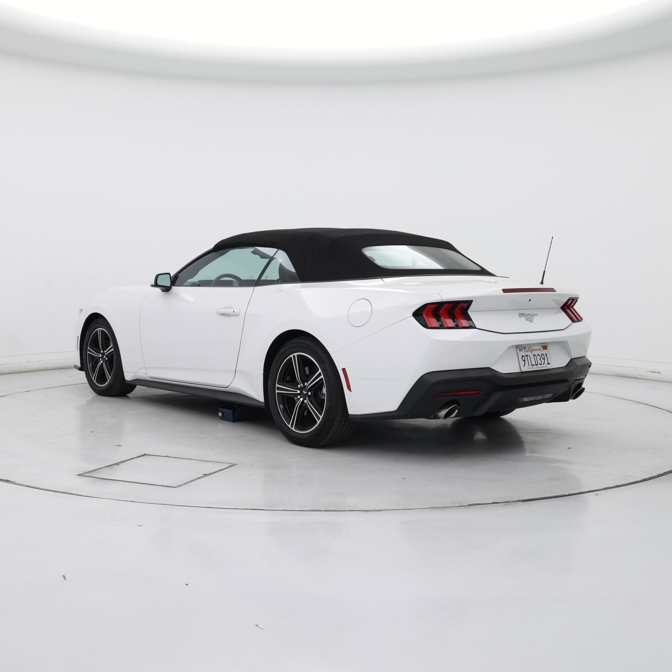 Thumbnail: 2025 Ford Mustang - 2